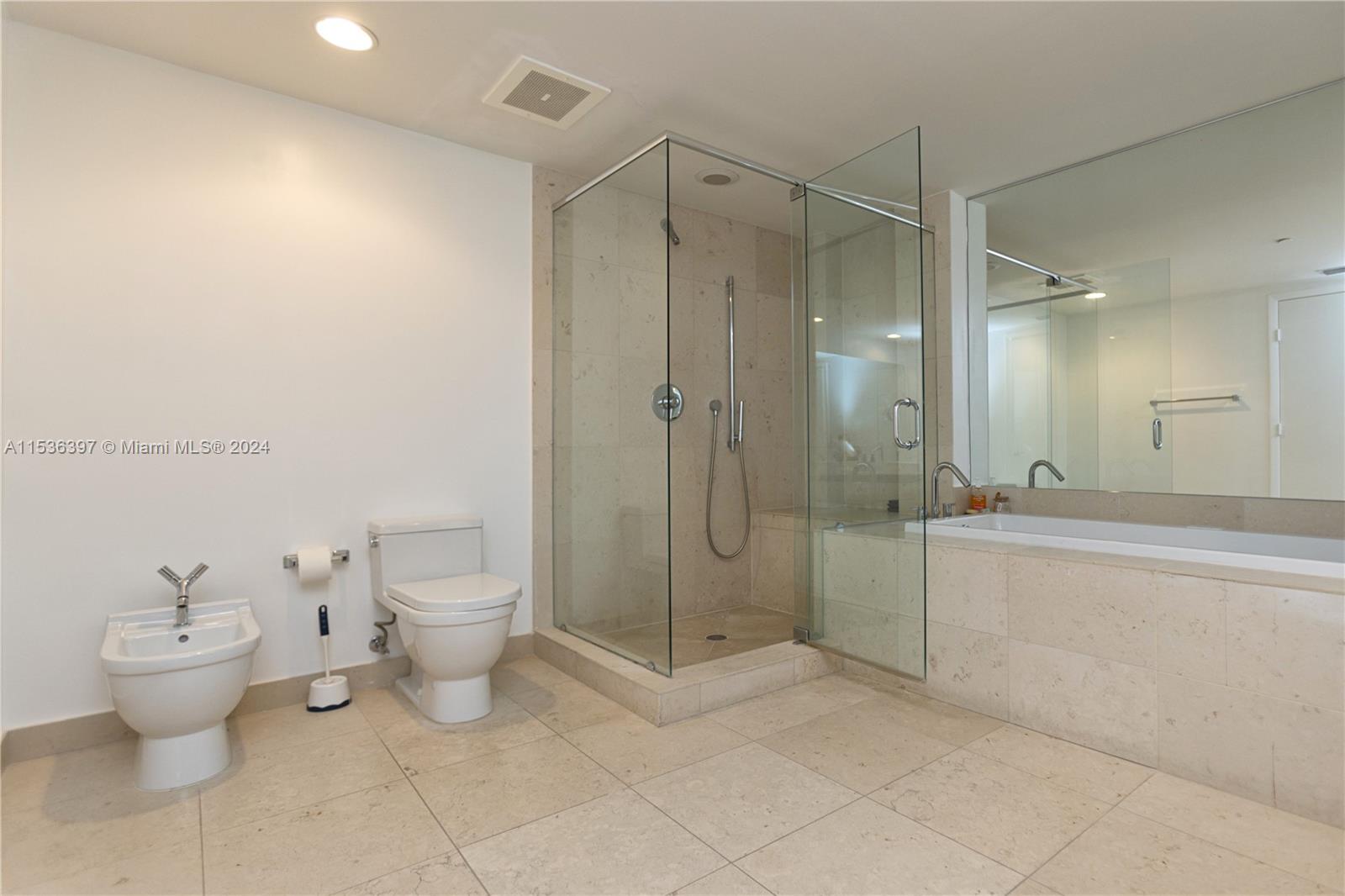 495 Brickell Ave 2601, Miami, Florida 33131, 3 Bedrooms Bedrooms, ,2 BathroomsBathrooms,Residential,For Sale,495 Brickell Ave 2601,A11536397