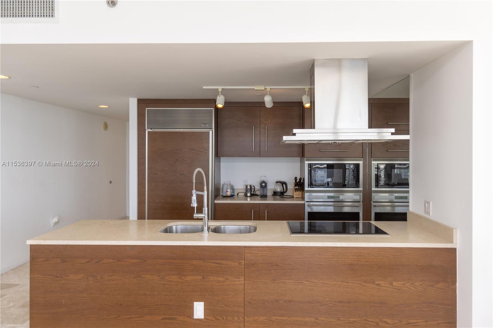 495 Brickell Ave 2601, Miami, Florida 33131, 3 Bedrooms Bedrooms, ,2 BathroomsBathrooms,Residential,For Sale,495 Brickell Ave 2601,A11536397
