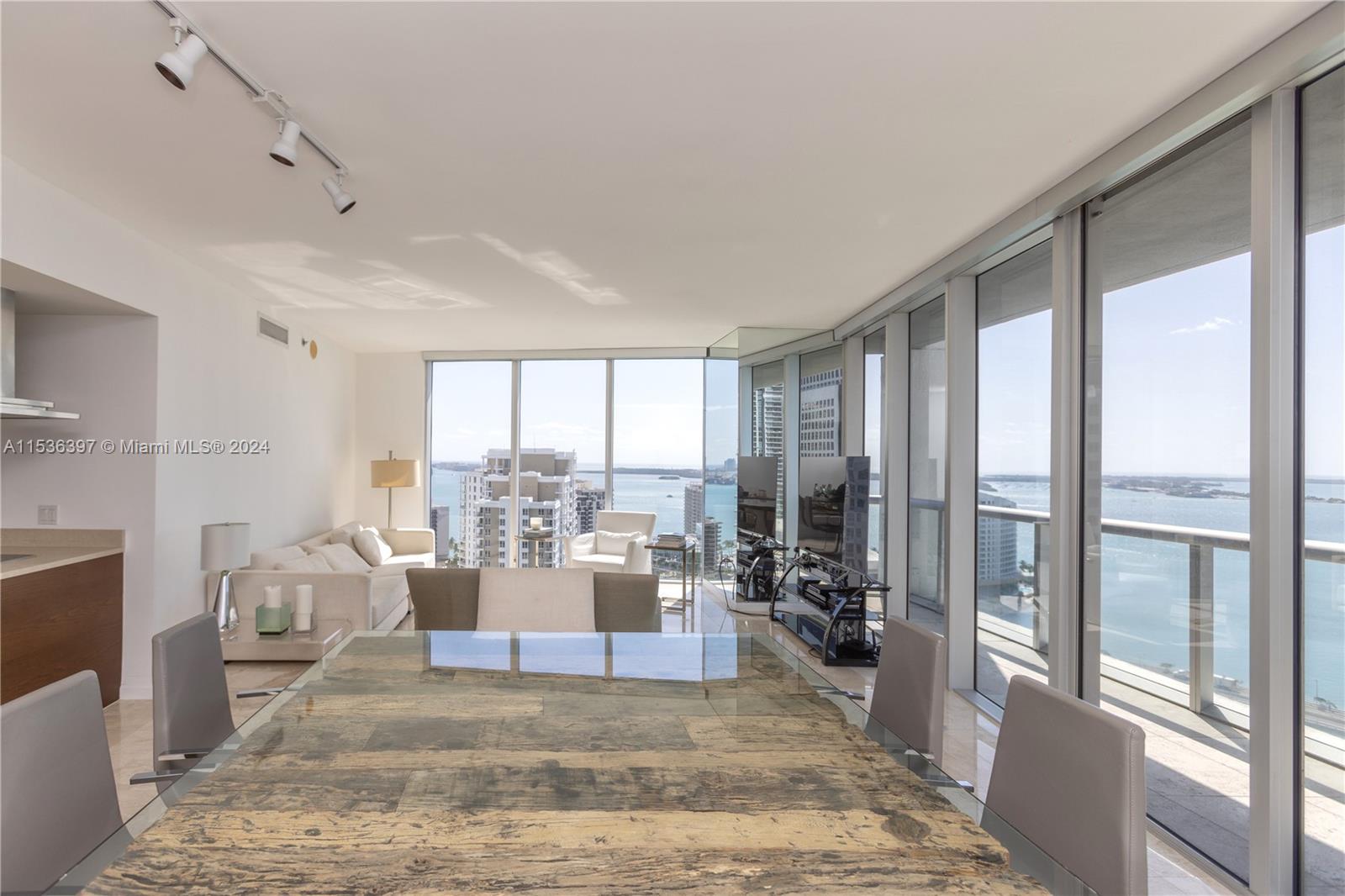 495 Brickell Ave 2601, Miami, Florida 33131, 3 Bedrooms Bedrooms, ,2 BathroomsBathrooms,Residential,For Sale,495 Brickell Ave 2601,A11536397