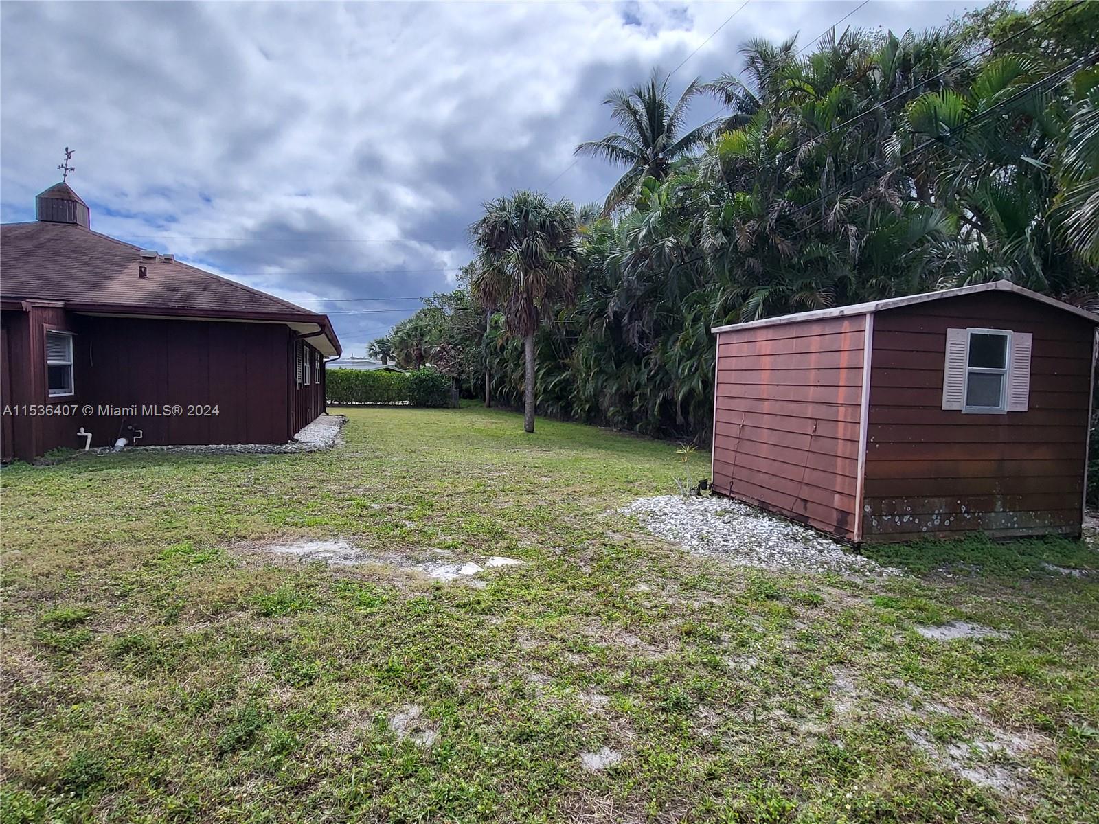 2611 111th St N, West Palm Beach, FL, 33410 United States, 2 Bedrooms Bedrooms, ,2 BathroomsBathrooms,Residential,For Sale,111th St N,A11536407