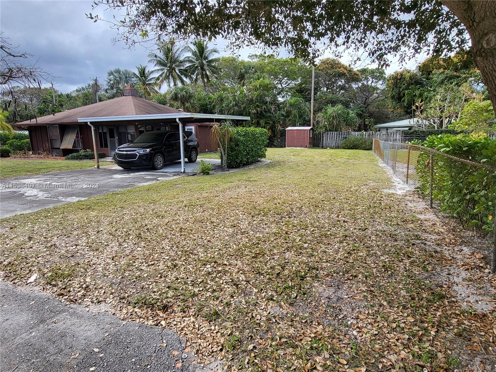 2611 111th St N, West Palm Beach, FL, 33410 United States, 2 Bedrooms Bedrooms, ,2 BathroomsBathrooms,Residential,For Sale,111th St N,A11536407