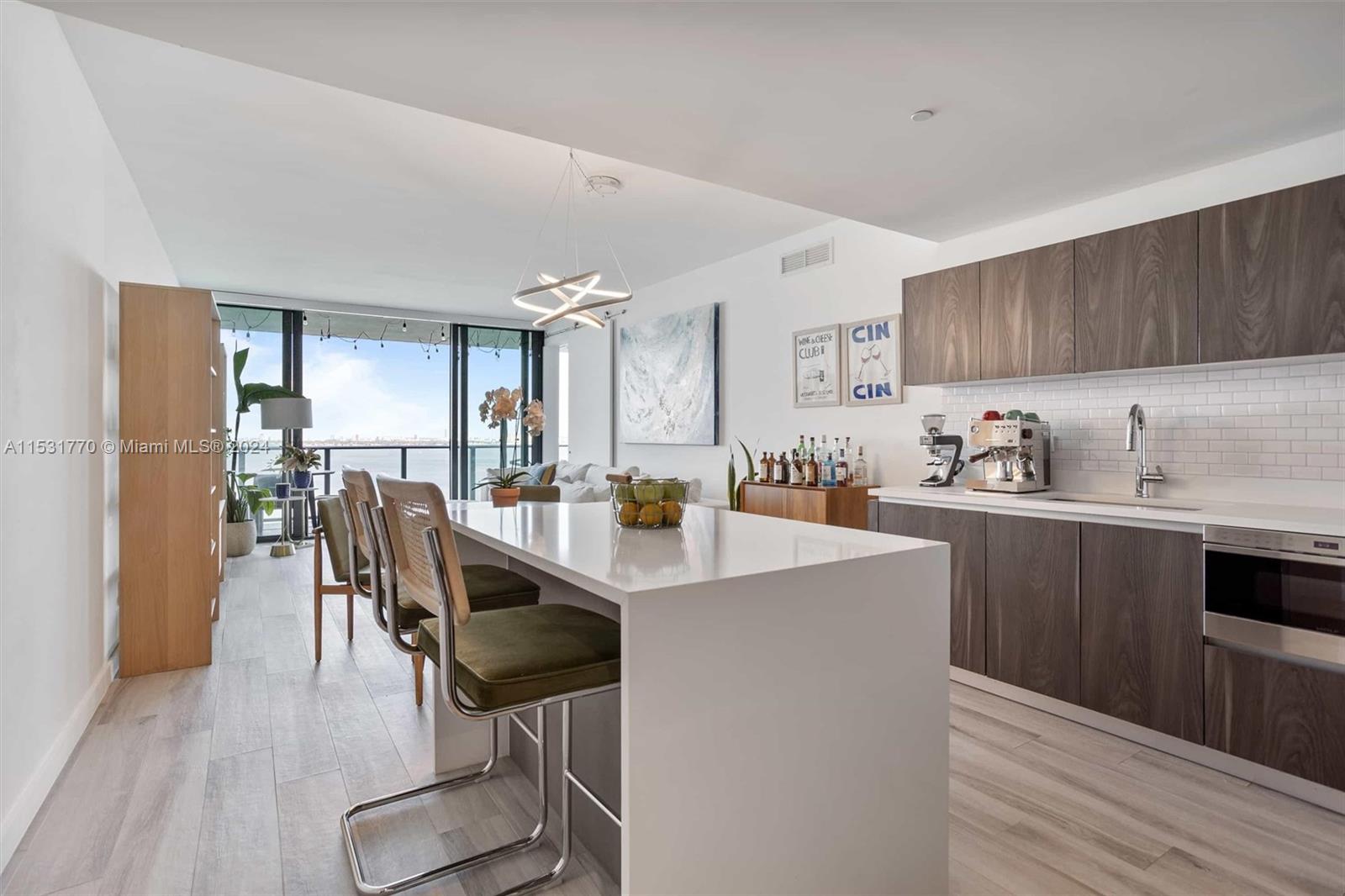 3131 NE 7th Ave 2004, Miami, Florida 33137, 3 Bedrooms Bedrooms, ,3 BathroomsBathrooms,Residential,For Sale,3131 NE 7th Ave 2004,A11531770