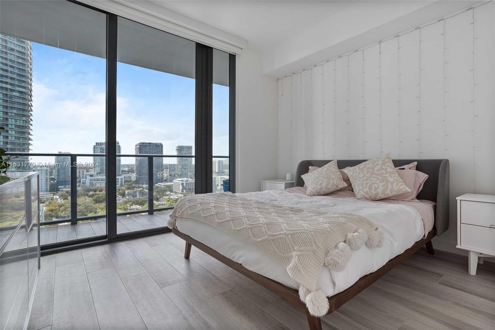 3131 NE 7th Ave 2004, Miami, Florida 33137, 3 Bedrooms Bedrooms, ,3 BathroomsBathrooms,Residential,For Sale,3131 NE 7th Ave 2004,A11531770