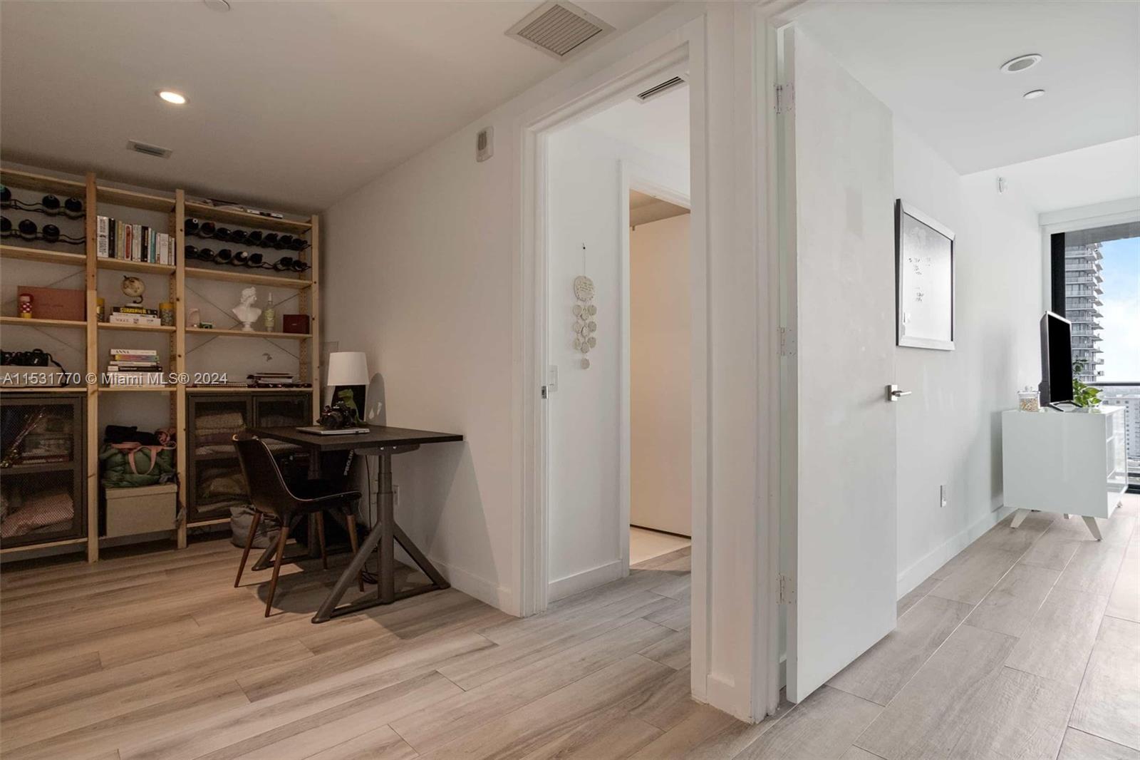 3131 NE 7th Ave 2004, Miami, Florida 33137, 3 Bedrooms Bedrooms, ,3 BathroomsBathrooms,Residential,For Sale,3131 NE 7th Ave 2004,A11531770