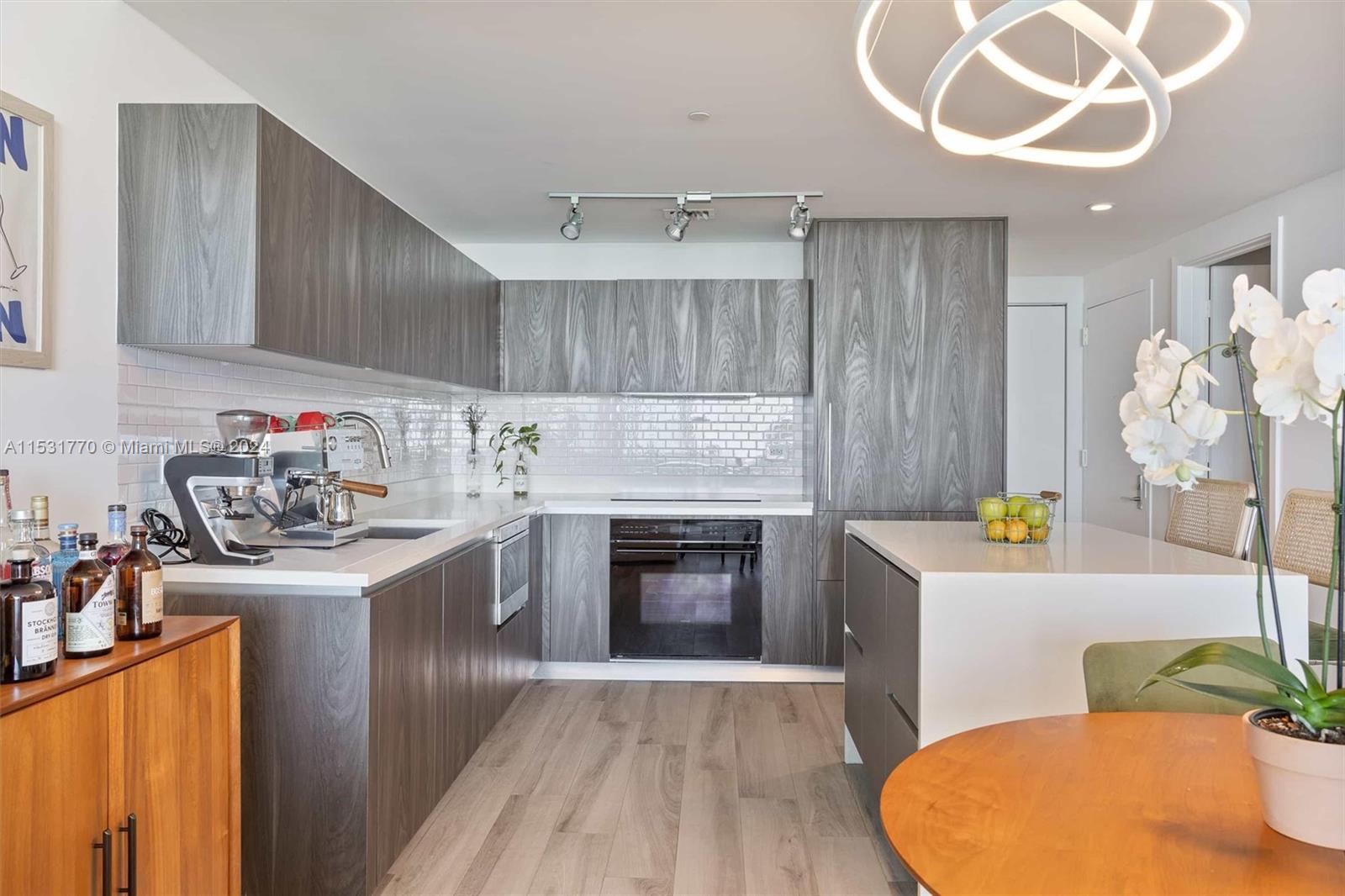 3131 NE 7th Ave 2004, Miami, Florida 33137, 3 Bedrooms Bedrooms, ,3 BathroomsBathrooms,Residential,For Sale,3131 NE 7th Ave 2004,A11531770