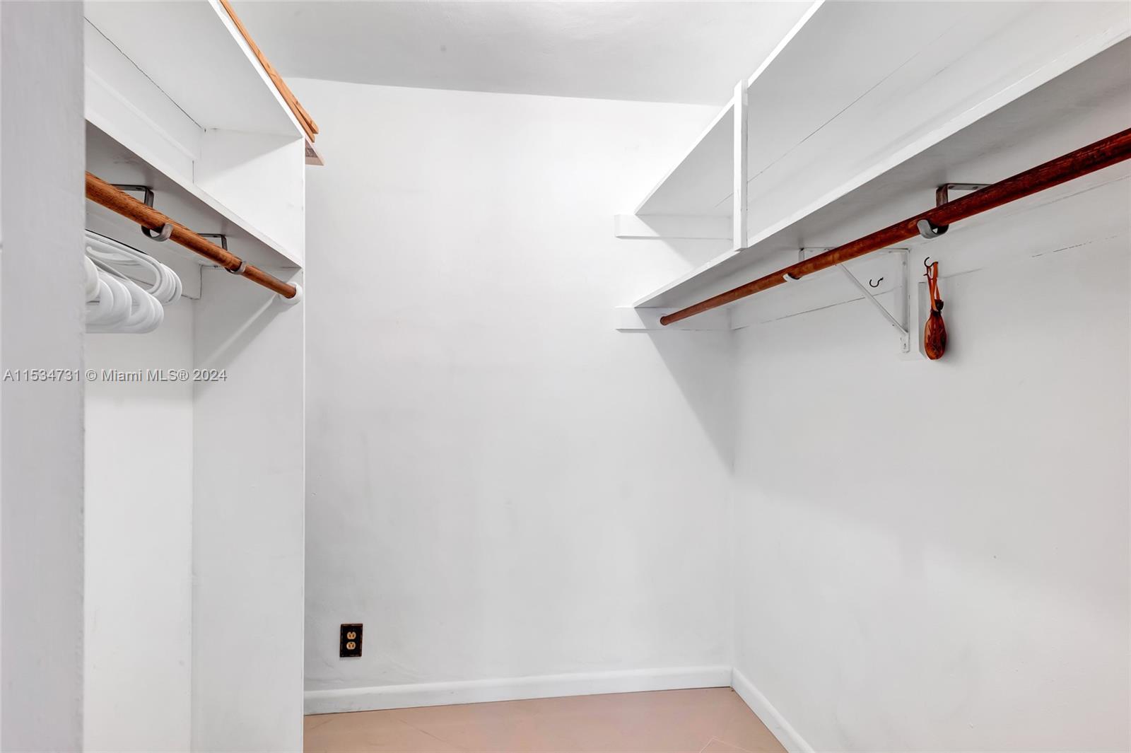 Spacious, walk in closets