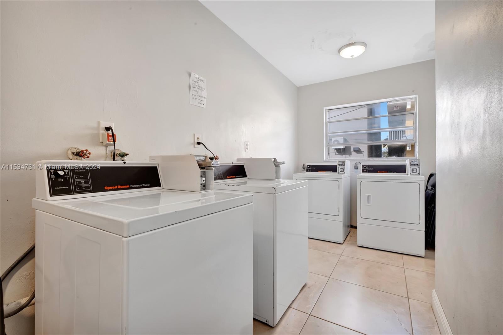 1943 Monroe St 310D, Hollywood, Florida 33020, 2 Bedrooms Bedrooms, ,1 BathroomBathrooms,Residential,For Sale,1943 Monroe St 310D,A11534731