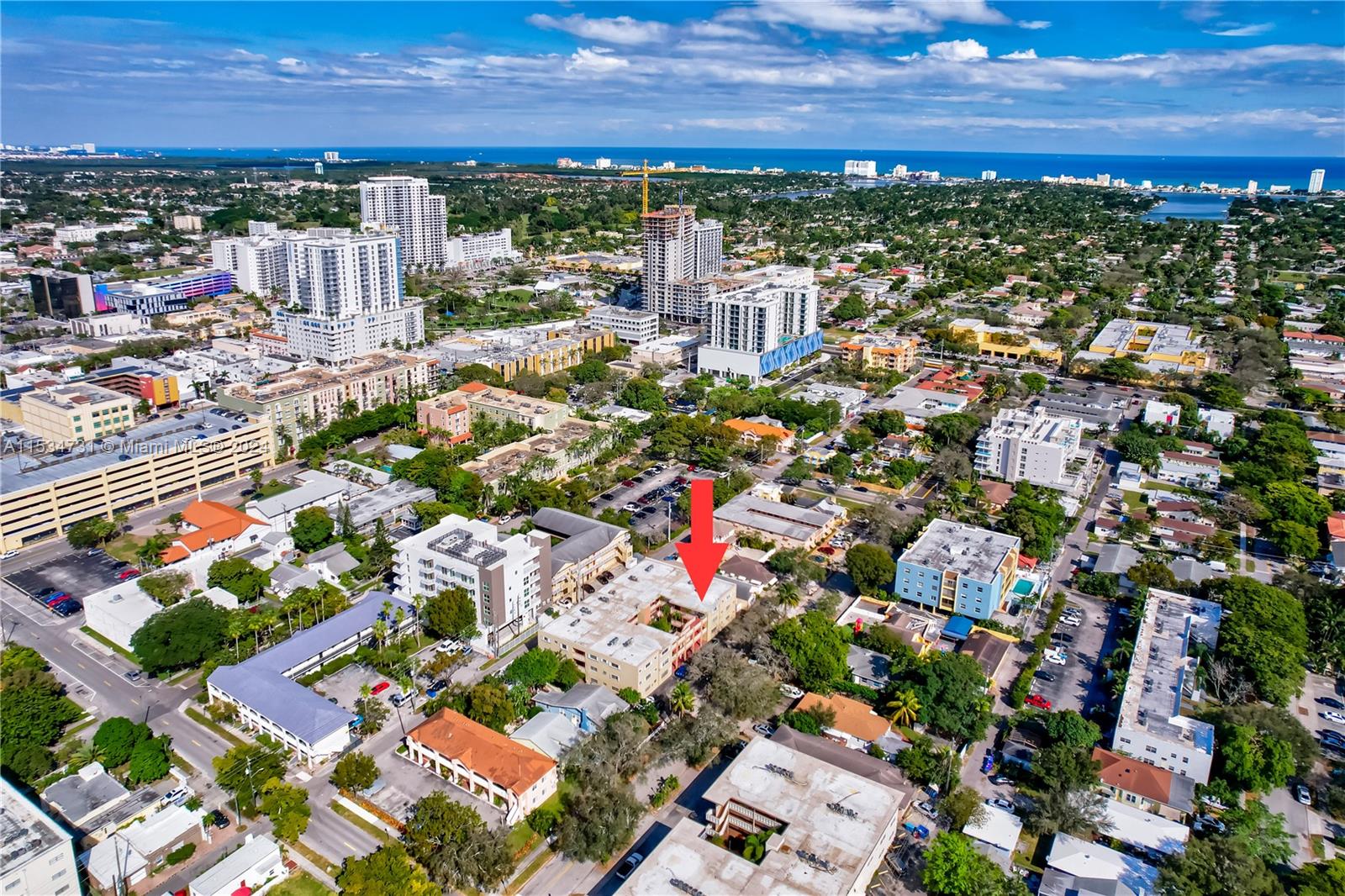 1943 Monroe St 310D, Hollywood, Florida 33020, 2 Bedrooms Bedrooms, ,1 BathroomBathrooms,Residential,For Sale,1943 Monroe St 310D,A11534731