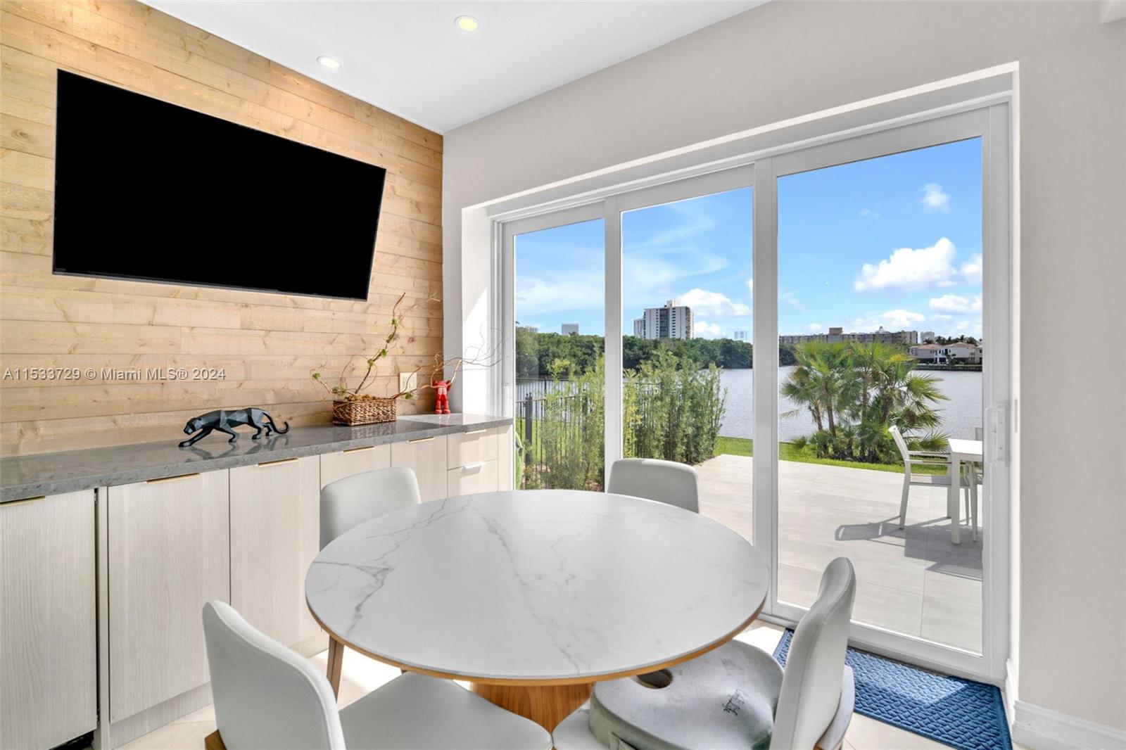 3226 NE 211th Ter, Aventura, Florida 33180, 4 Bedrooms Bedrooms, ,3 BathroomsBathrooms,Residentiallease,For Rent,3226 NE 211th Ter,A11533729