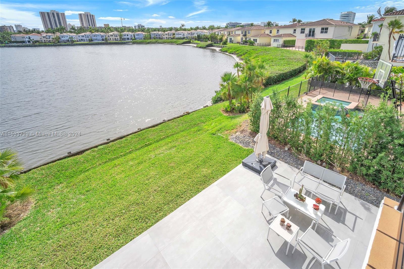 3226 NE 211th Ter, Aventura, Florida 33180, 4 Bedrooms Bedrooms, ,3 BathroomsBathrooms,Residentiallease,For Rent,3226 NE 211th Ter,A11533729