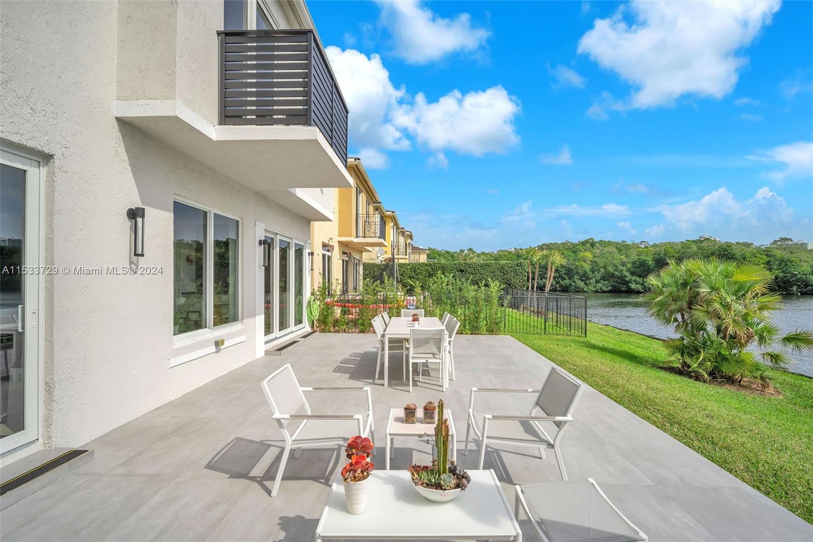 3226 NE 211th Ter, Aventura, Florida 33180, 4 Bedrooms Bedrooms, ,3 BathroomsBathrooms,Residentiallease,For Rent,3226 NE 211th Ter,A11533729