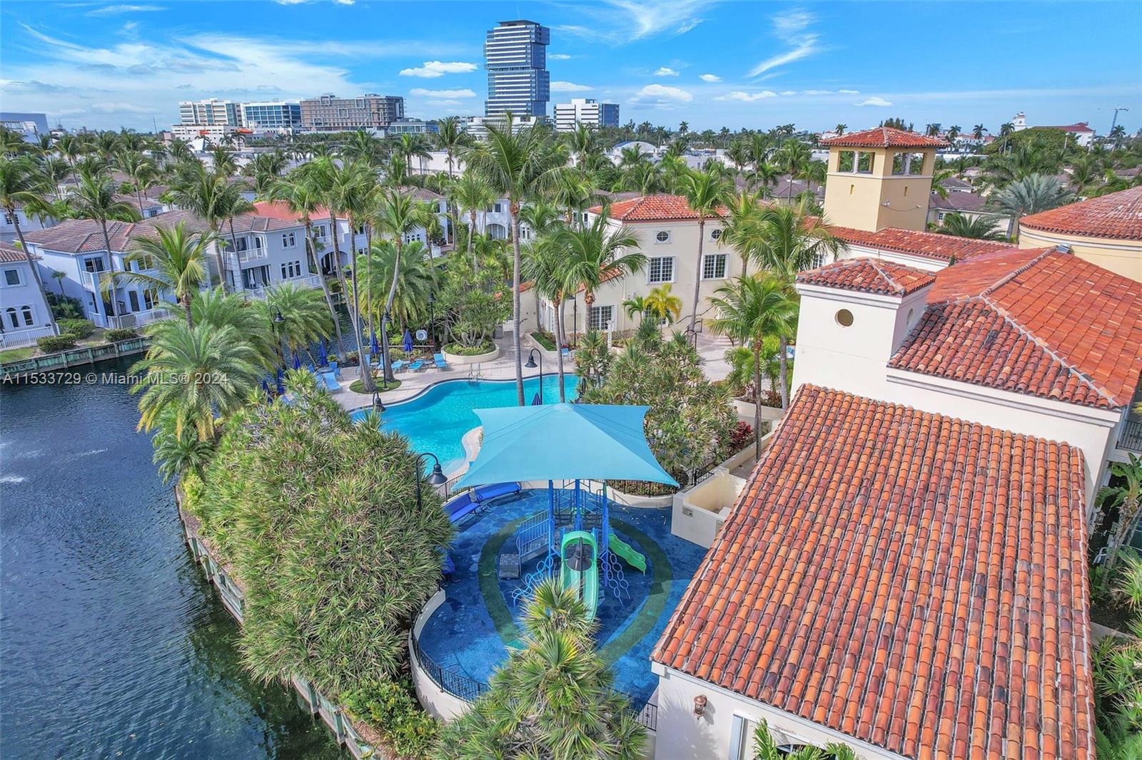 3226 NE 211th Ter, Aventura, Florida 33180, 4 Bedrooms Bedrooms, ,3 BathroomsBathrooms,Residentiallease,For Rent,3226 NE 211th Ter,A11533729