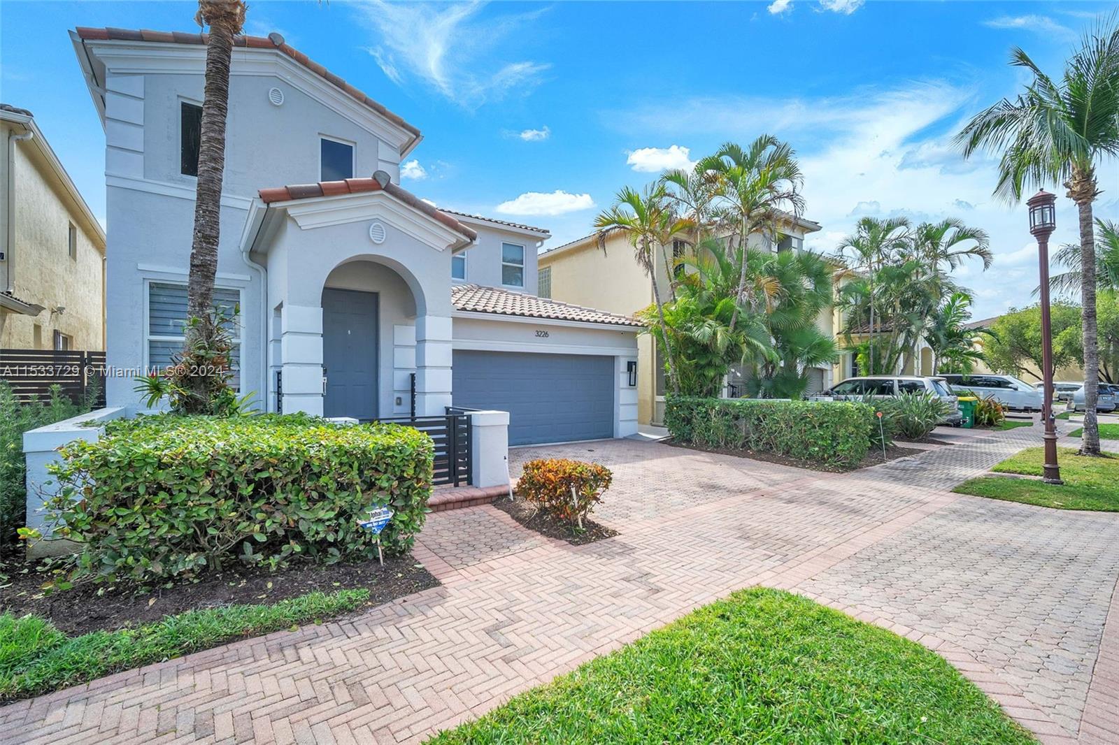 3226 NE 211th Ter, Aventura, Florida 33180, 4 Bedrooms Bedrooms, ,3 BathroomsBathrooms,Residentiallease,For Rent,3226 NE 211th Ter,A11533729