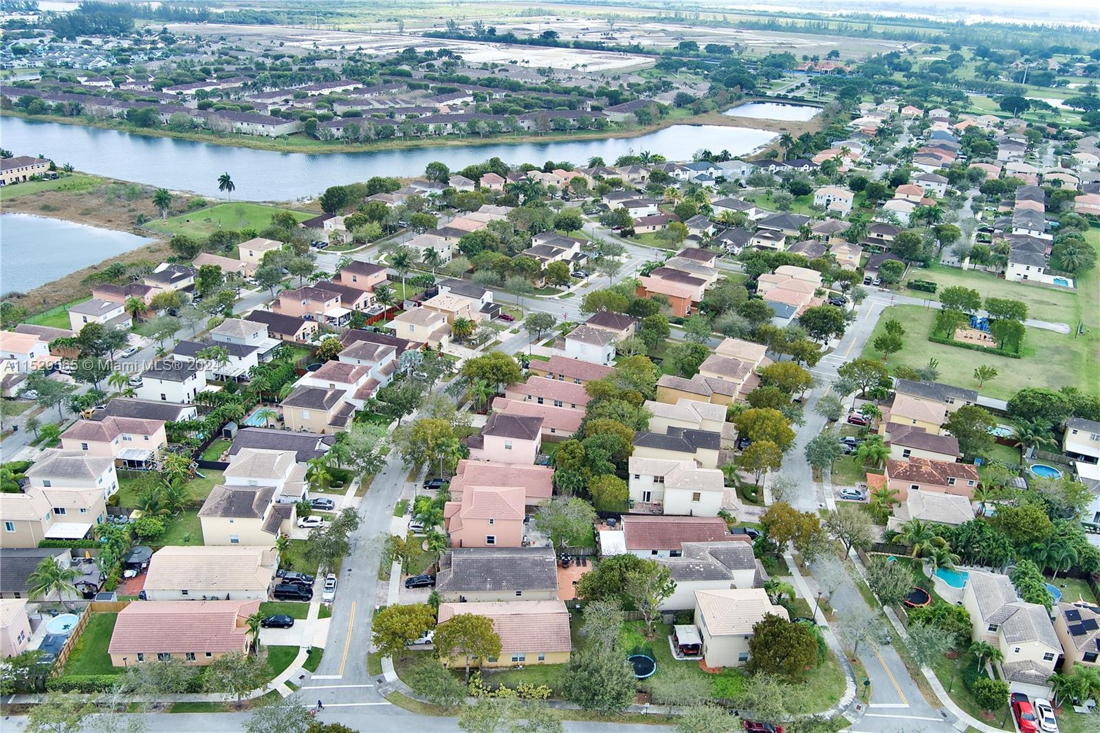 2037 SE 14th Ct, Homestead, Florida 33035, 4 Bedrooms Bedrooms, ,2 BathroomsBathrooms,Residential,For Sale,2037 SE 14th Ct,A11529565