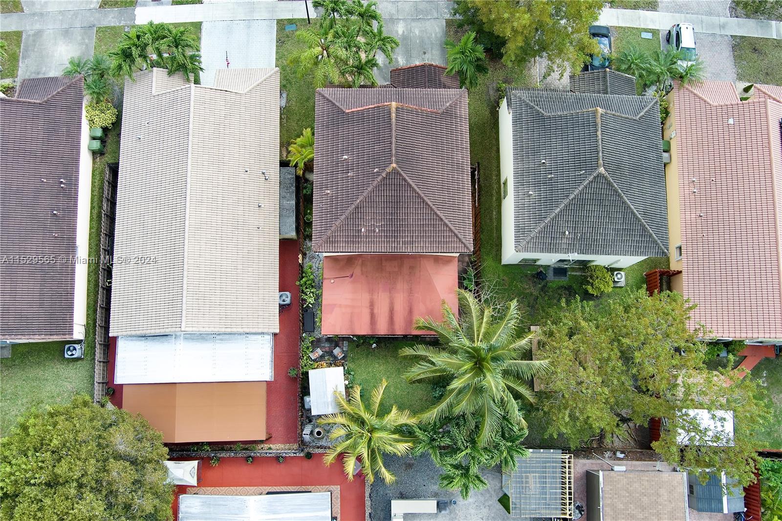 2037 SE 14th Ct, Homestead, Florida 33035, 4 Bedrooms Bedrooms, ,2 BathroomsBathrooms,Residential,For Sale,2037 SE 14th Ct,A11529565