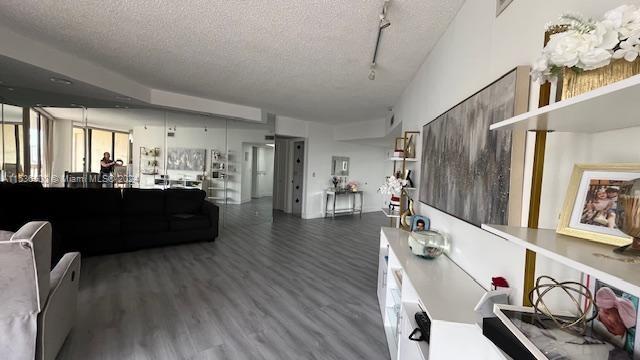 19355 Turnberry Way 15G, Aventura, Florida 33180, 2 Bedrooms Bedrooms, ,2 BathroomsBathrooms,Residential,For Sale,19355 Turnberry Way 15G,A11536500