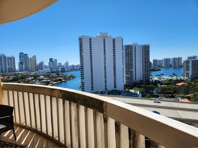 19355 Turnberry Way 15G, Aventura, Florida 33180, 2 Bedrooms Bedrooms, ,2 BathroomsBathrooms,Residential,For Sale,19355 Turnberry Way 15G,A11536500