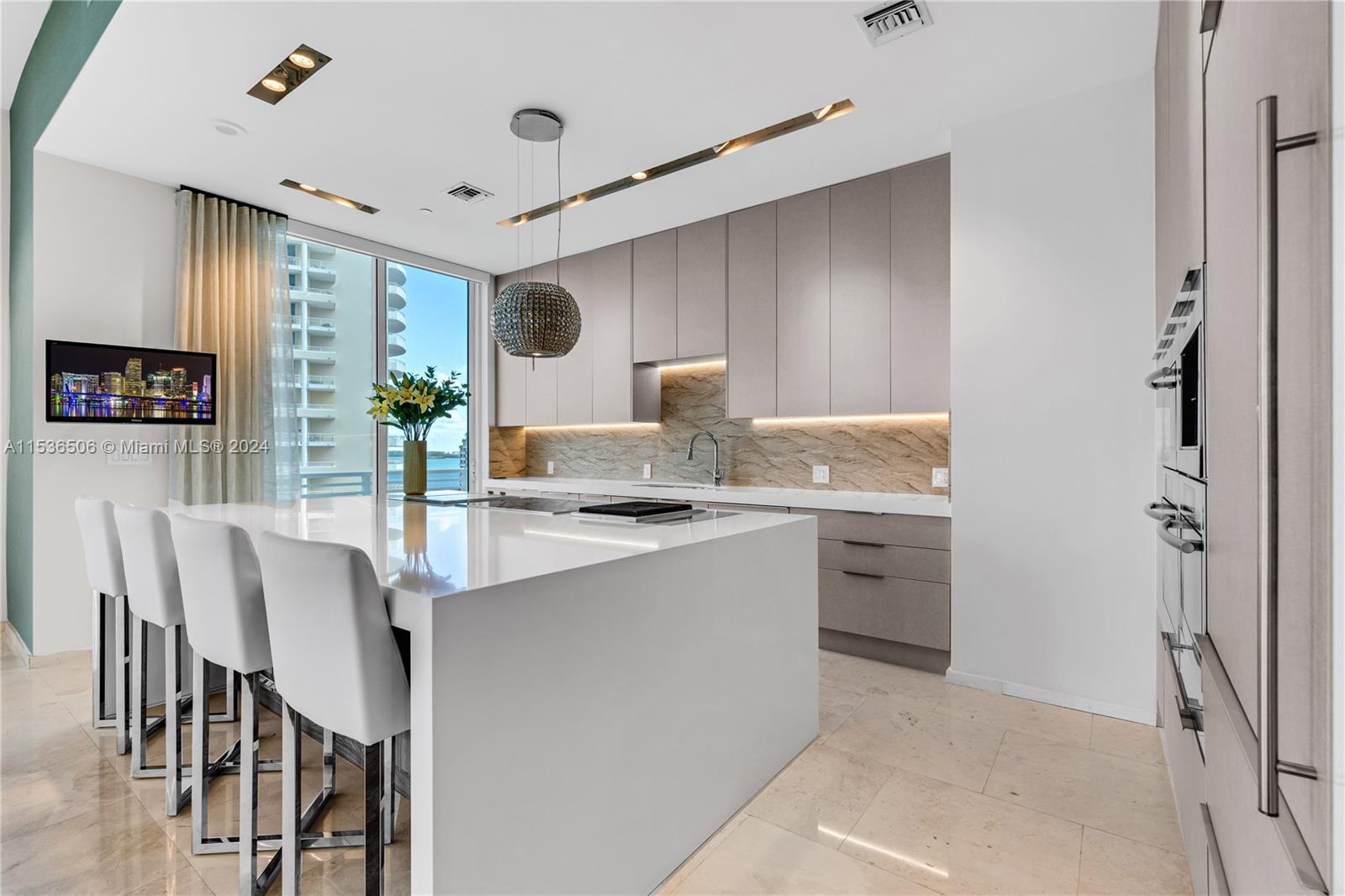 900 Brickell Key Blvd, Miami, FL, 33131 United States, 5 Bedrooms Bedrooms, ,5 BathroomsBathrooms,Residential,For Sale,Brickell Key Blvd,A11536506
