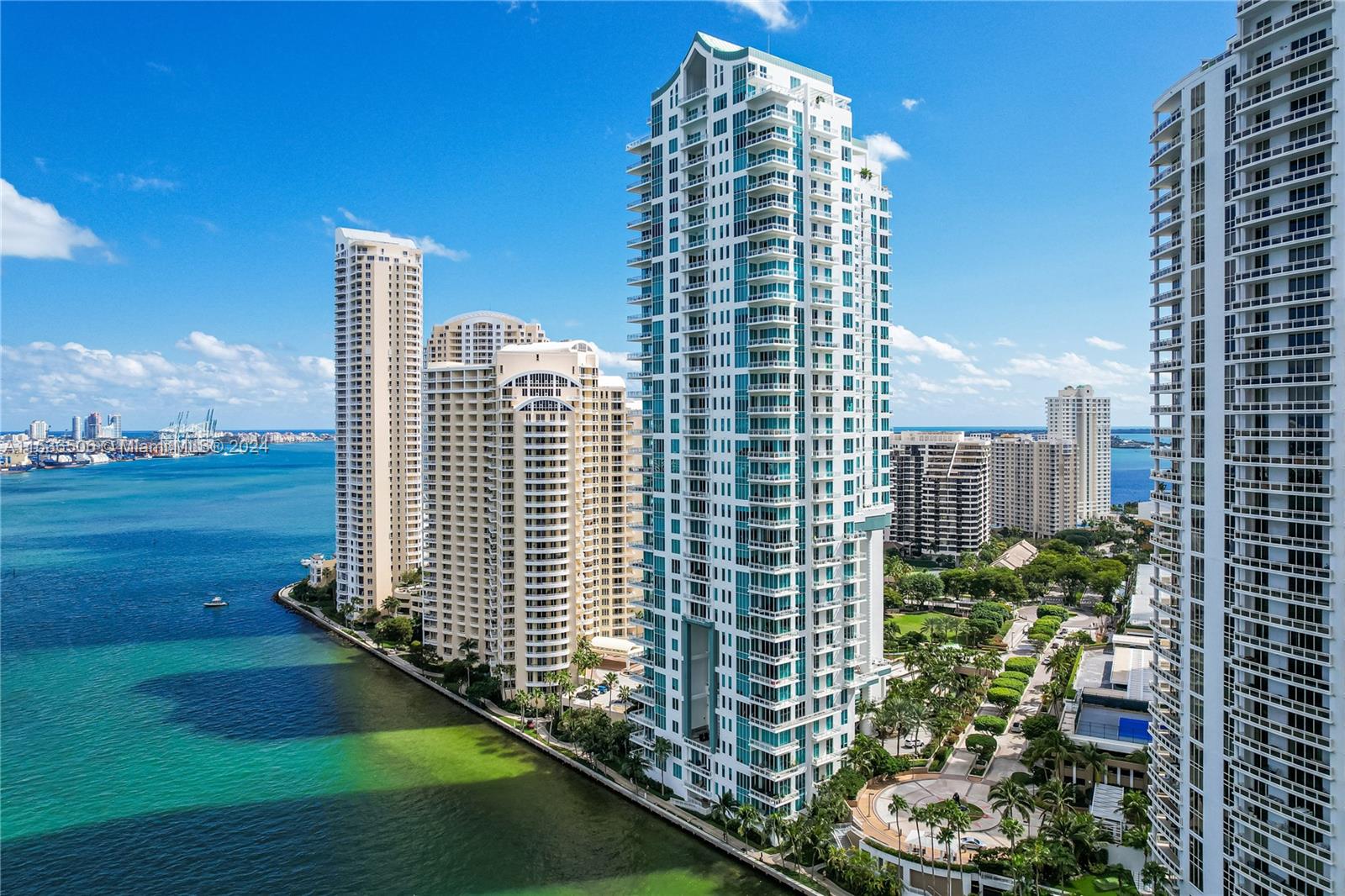 900 Brickell Key Blvd, Miami, FL, 33131 United States, 5 Bedrooms Bedrooms, ,5 BathroomsBathrooms,Residential,For Sale,Brickell Key Blvd,A11536506