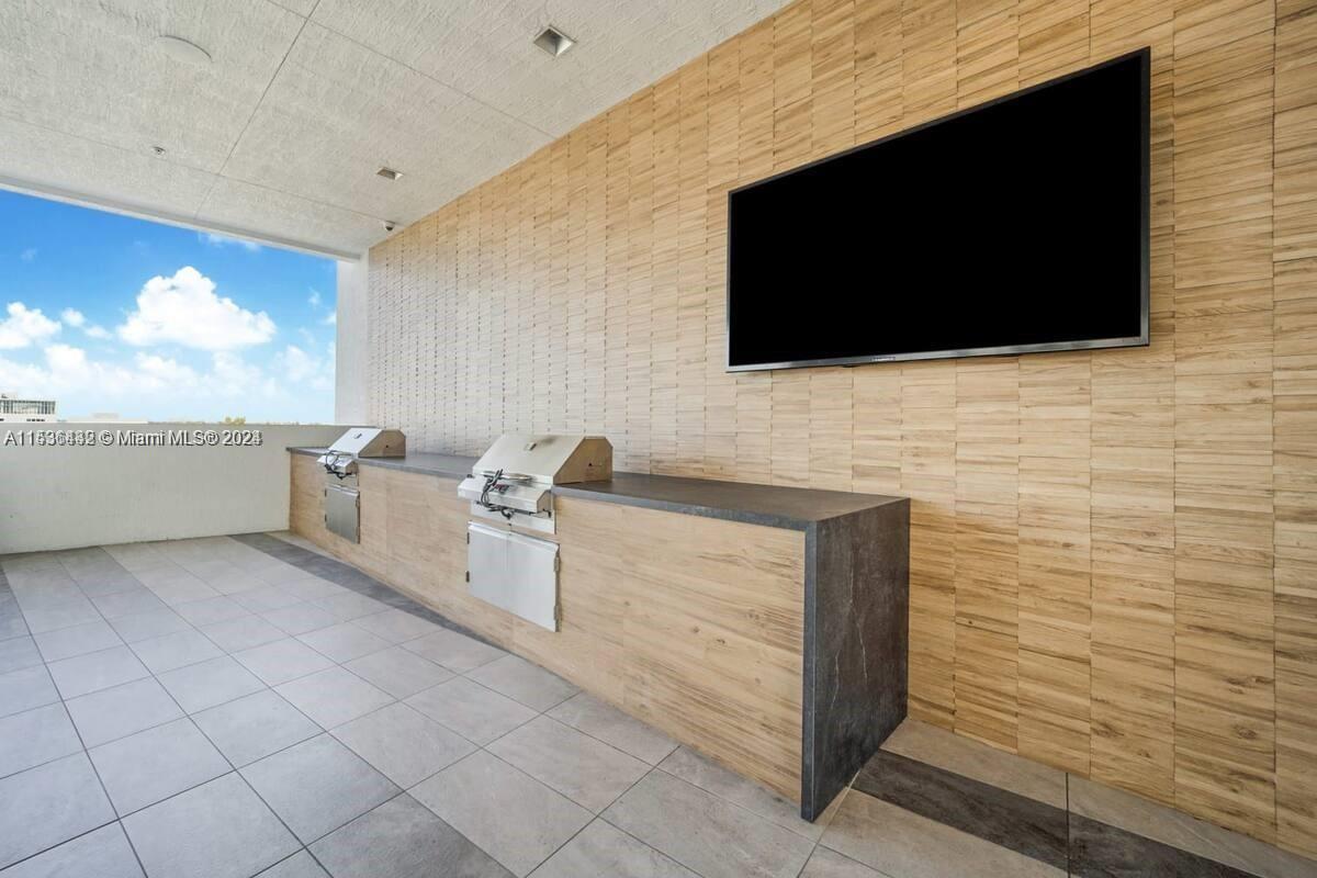 3900 Biscayne Blvd N-811, Miami, Florida 33137, 1 Bedroom Bedrooms, ,1 BathroomBathrooms,Residentiallease,For Rent,3900 Biscayne Blvd N-811,A11536432