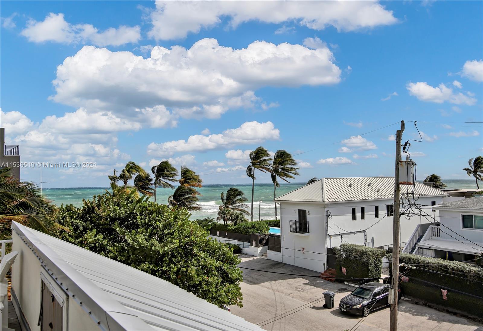 319 Walnut St 319, Hollywood, Florida 33019, 3 Bedrooms Bedrooms, ,2 BathroomsBathrooms,Residentiallease,For Rent,319 Walnut St 319,A11536540