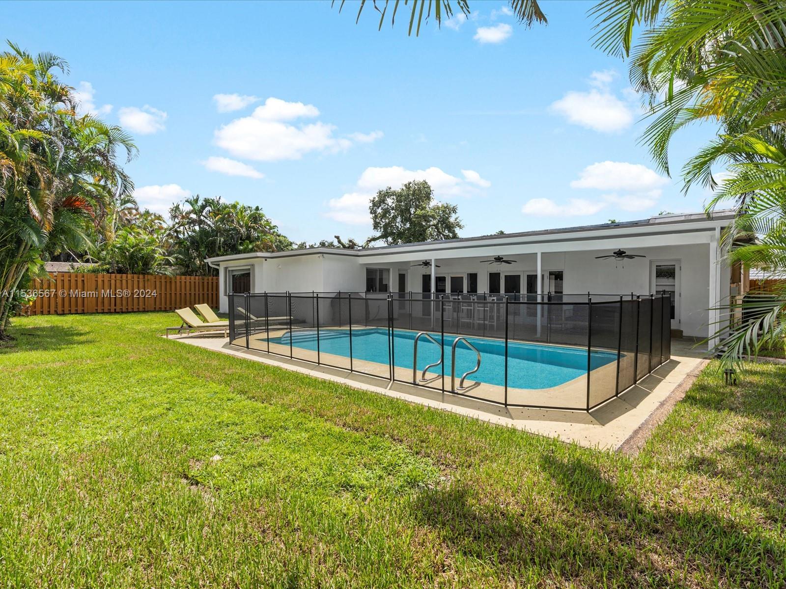 3721 N 55th Ave, Hollywood, Florida 33021, 5 Bedrooms Bedrooms, ,2 BathroomsBathrooms,Residentiallease,For Rent,3721 N 55th Ave,A11536567