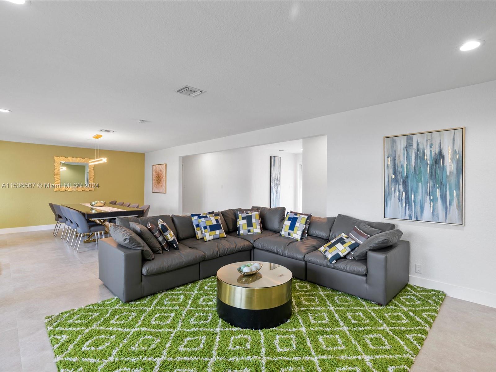 3721 N 55th Ave, Hollywood, Florida 33021, 5 Bedrooms Bedrooms, ,2 BathroomsBathrooms,Residentiallease,For Rent,3721 N 55th Ave,A11536567