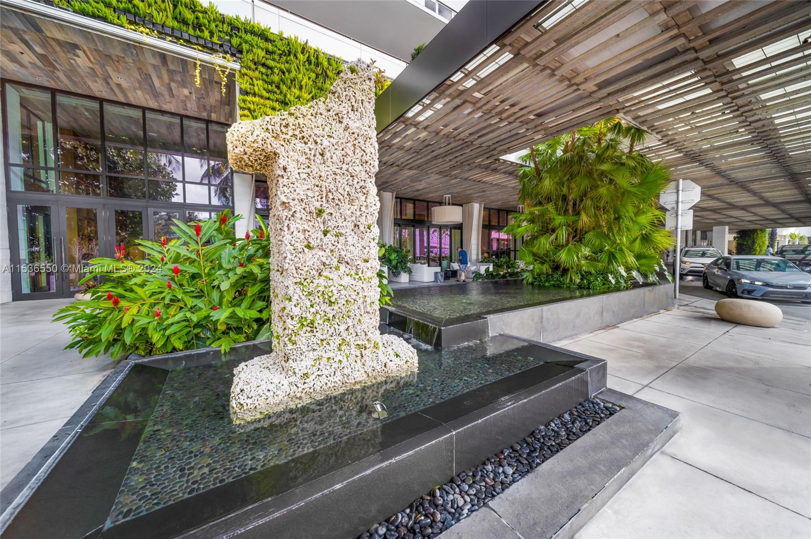 102 24th St 1508, Miami Beach, Florida 33139, 3 Bedrooms Bedrooms, ,3 BathroomsBathrooms,Residential,For Sale,102 24th St 1508,A11536550