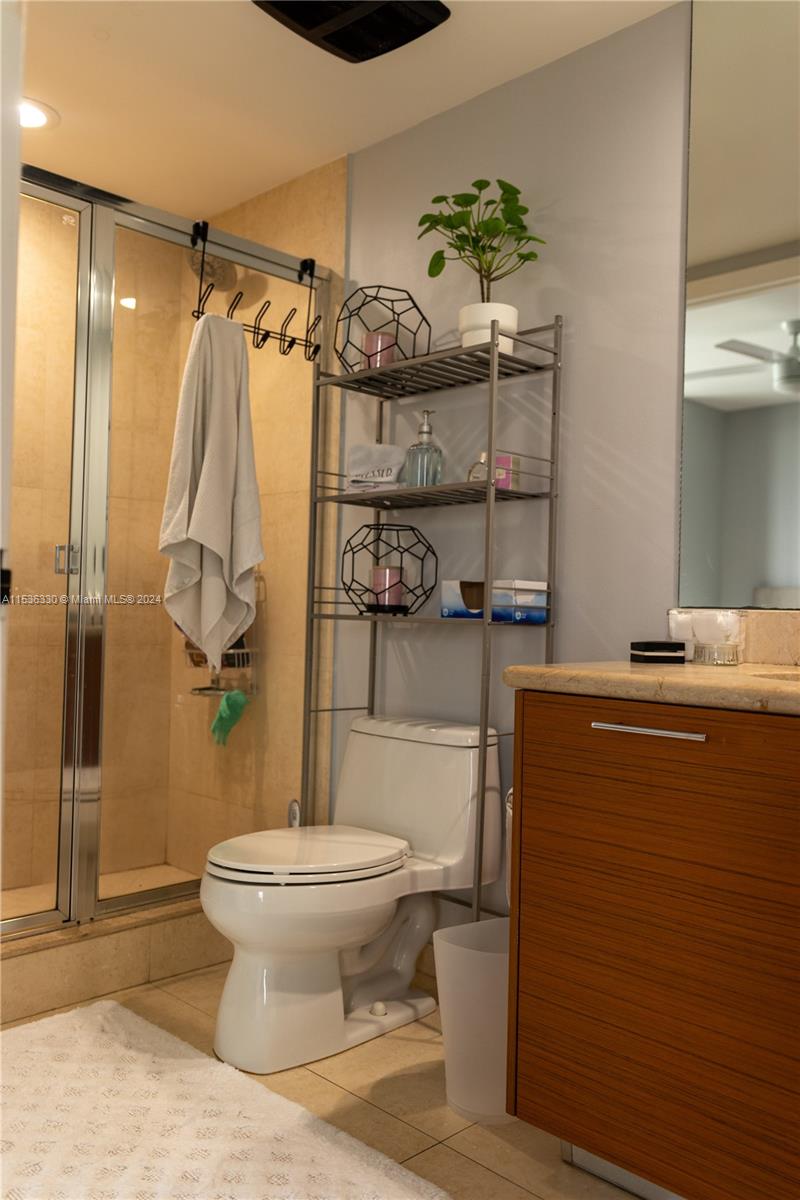 50 Biscayne Blvd 2301, Miami, Florida 33132, 2 Bedrooms Bedrooms, ,2 BathroomsBathrooms,Residentiallease,For Rent,50 Biscayne Blvd 2301,A11536330