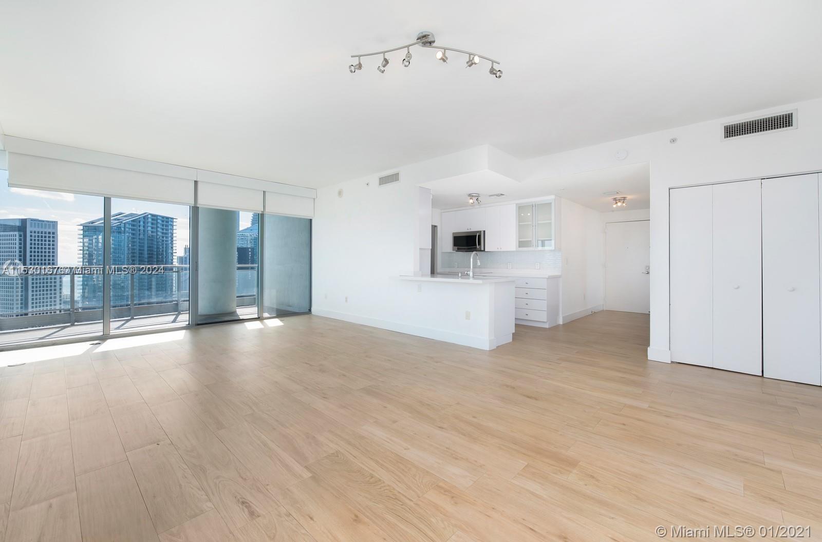 90 SW 3rd St 4004, Miami, Florida 33130, 3 Bedrooms Bedrooms, ,3 BathroomsBathrooms,Residential,For Sale,90 SW 3rd St 4004,A11530167