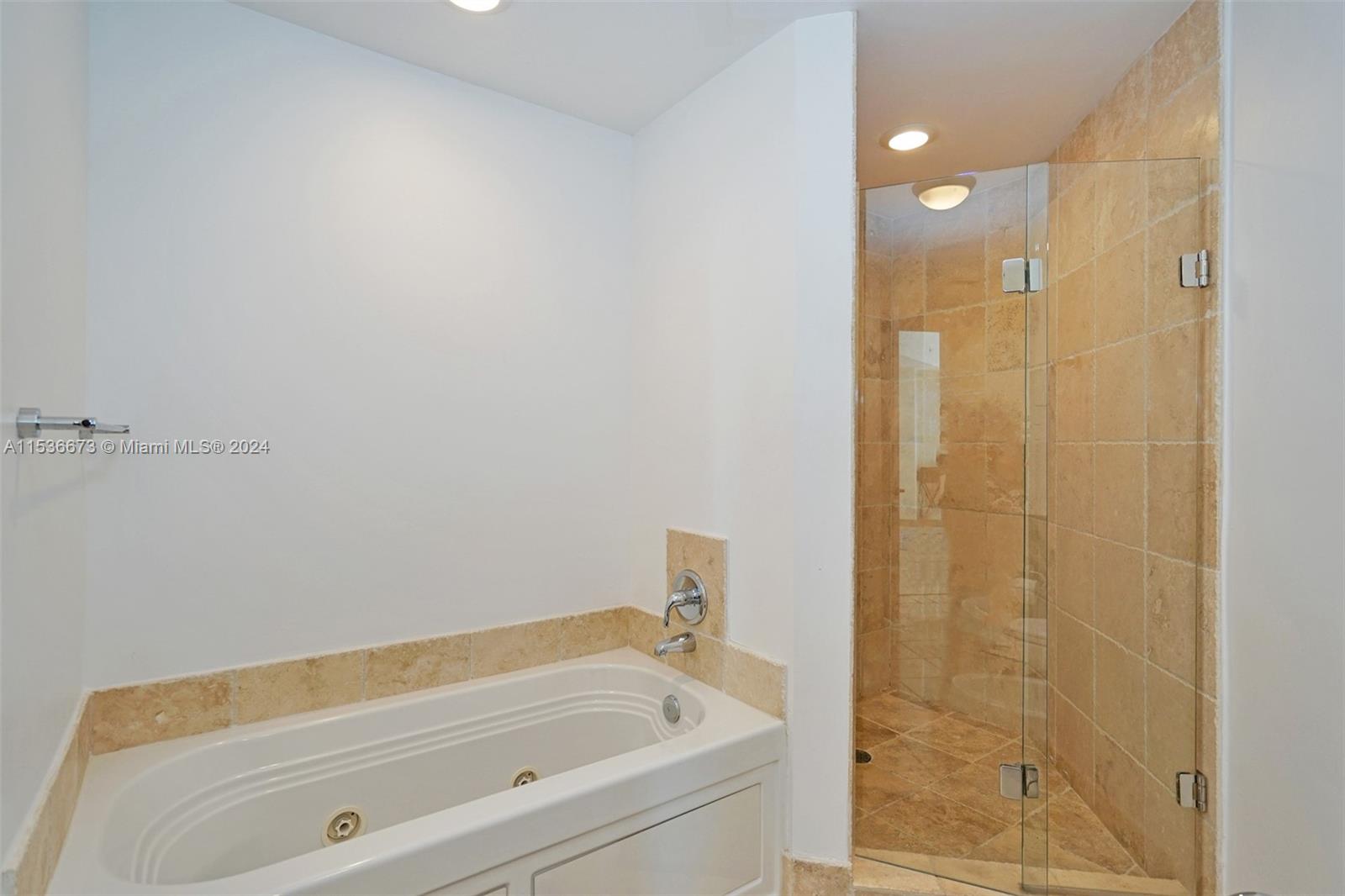 18201 Collins Ave 1501A, Sunny Isles Beach, Florida 33160, 2 Bedrooms Bedrooms, ,2 BathroomsBathrooms,Residentiallease,For Rent,18201 Collins Ave 1501A,A11536673