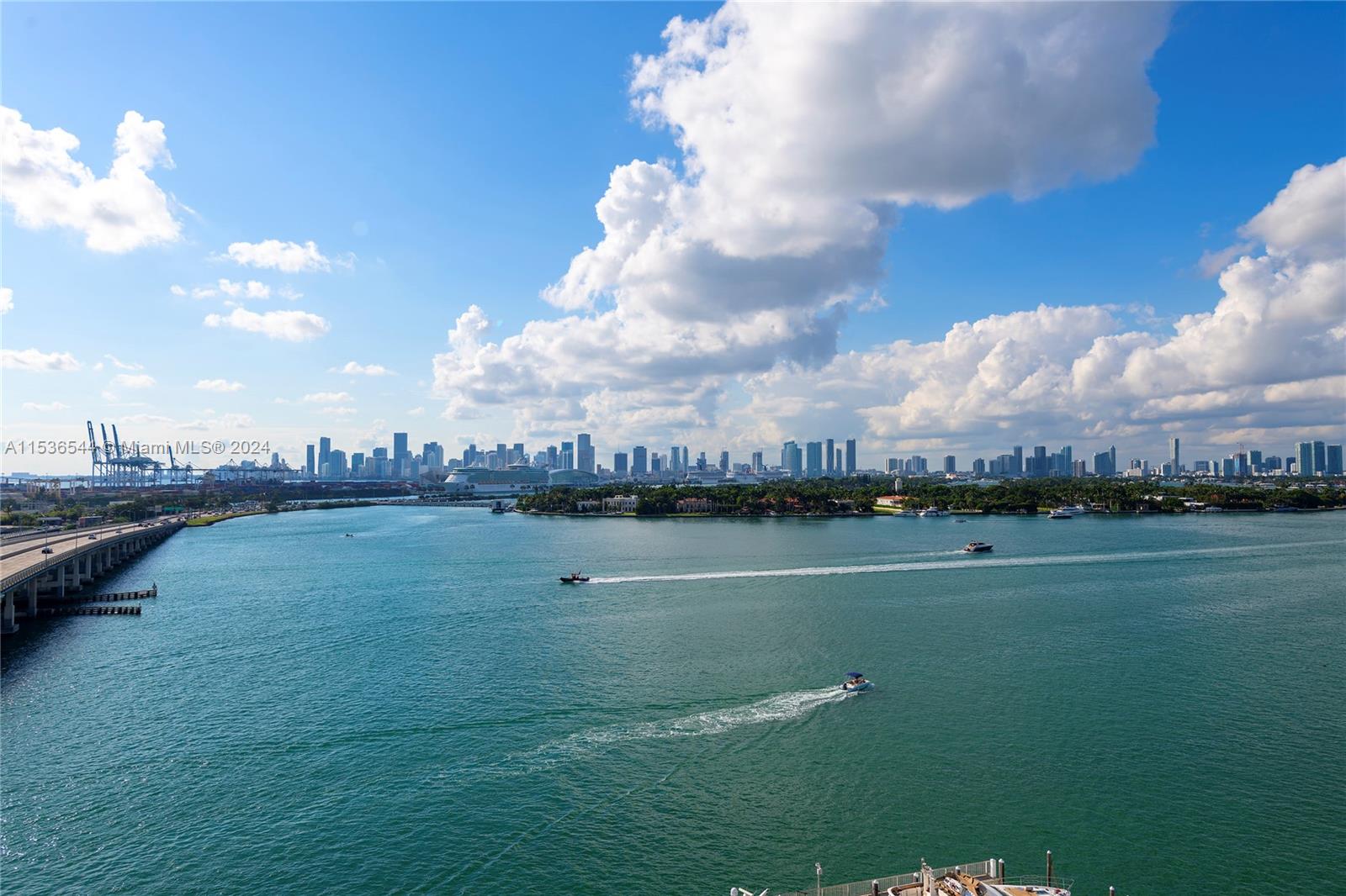 520 West Ave 1101, Miami Beach, Florida 33139, 3 Bedrooms Bedrooms, ,3 BathroomsBathrooms,Residential,For Sale,520 West Ave 1101,A11536544