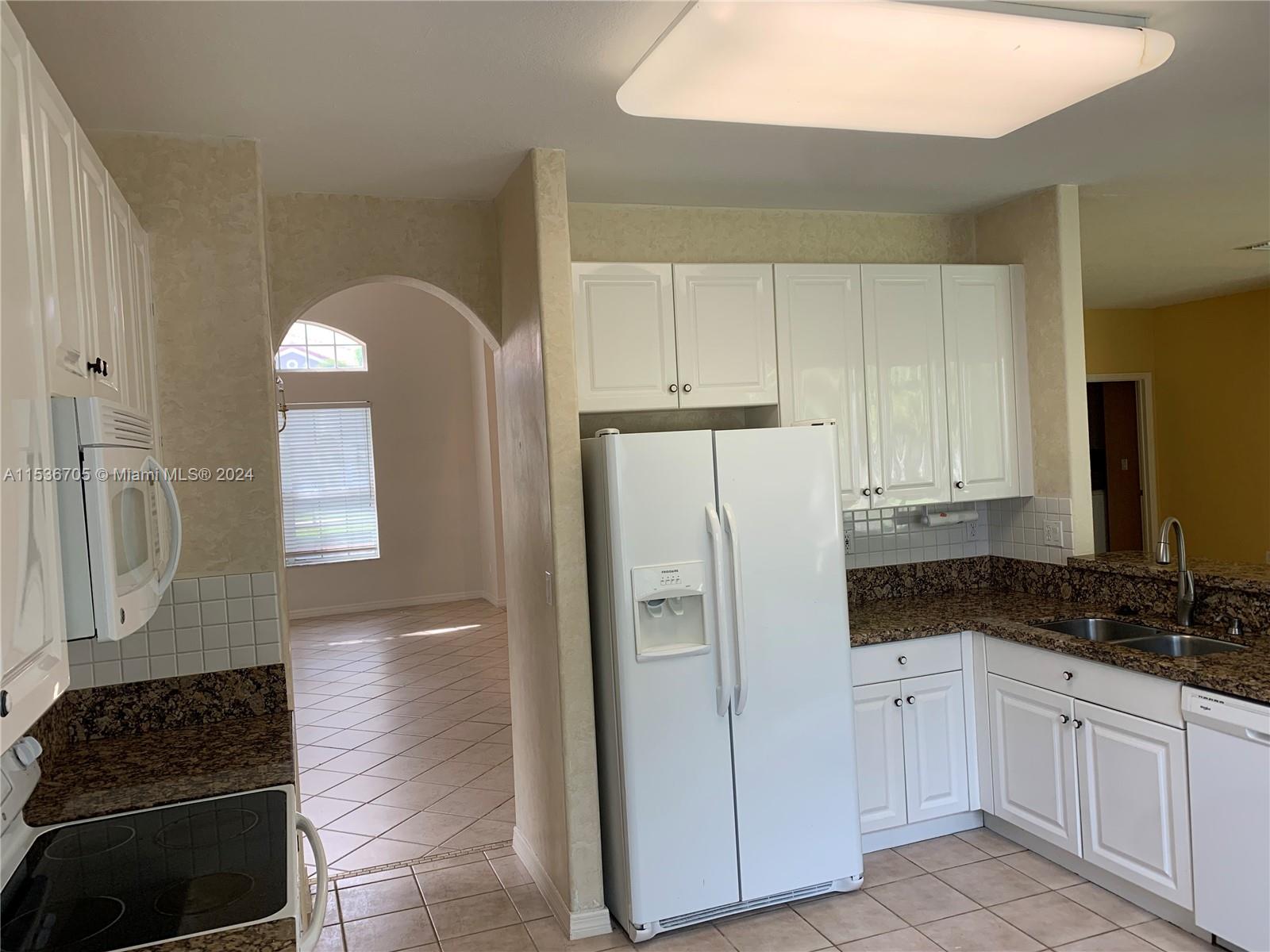 4304 Diamond Row n/a, Weston, Florida 33331, 4 Bedrooms Bedrooms, ,2 BathroomsBathrooms,Residentiallease,For Rent,4304 Diamond Row n/a,A11536705