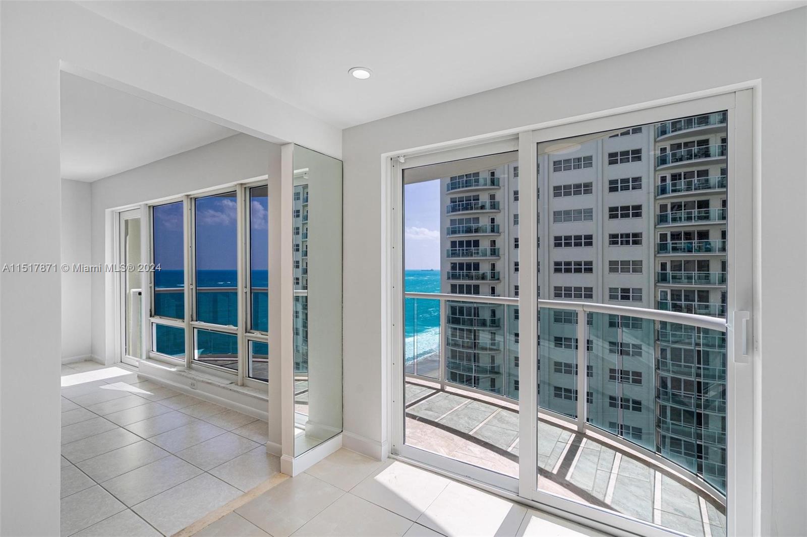 Breakfast Area off Kitchen looking into Living Room