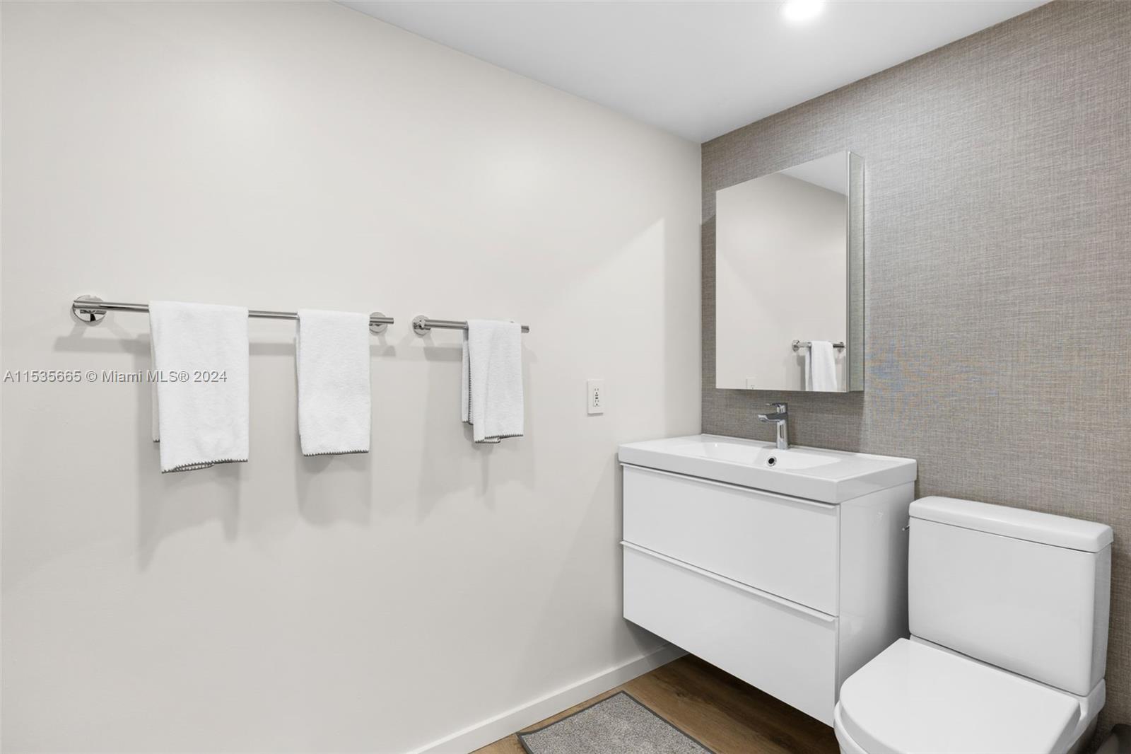 1800 Sunset Harbour Dr 1807, Miami Beach, Florida 33139, 2 Bedrooms Bedrooms, ,2 BathroomsBathrooms,Residentiallease,For Rent,1800 Sunset Harbour Dr 1807,A11535665