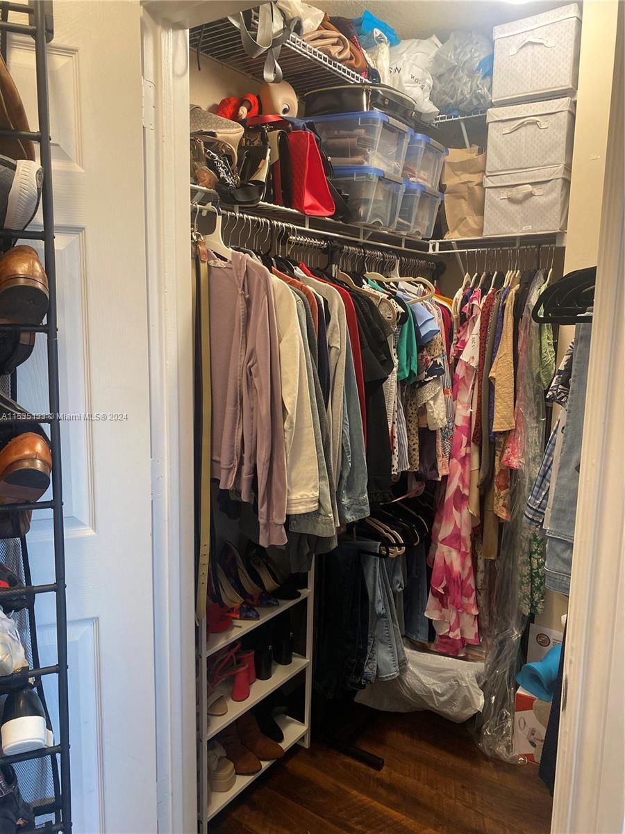 3001 NE 185th St 335, Aventura, Florida 33180, 2 Bedrooms Bedrooms, ,2 BathroomsBathrooms,Residential,For Sale,3001 NE 185th St 335,A11535133