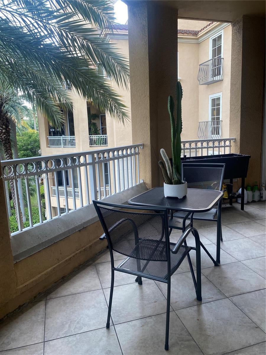 3001 NE 185th St 335, Aventura, Florida 33180, 2 Bedrooms Bedrooms, ,2 BathroomsBathrooms,Residential,For Sale,3001 NE 185th St 335,A11535133