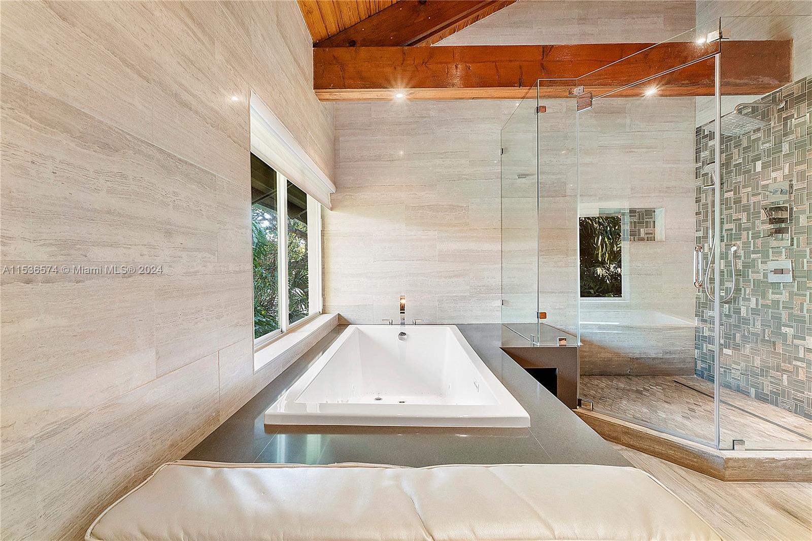 7125 Lago Dr, Coral Gables, FL, 33143 United States, 5 Bedrooms Bedrooms, ,6 BathroomsBathrooms,Residential,For Sale,Lago Dr,A11536574