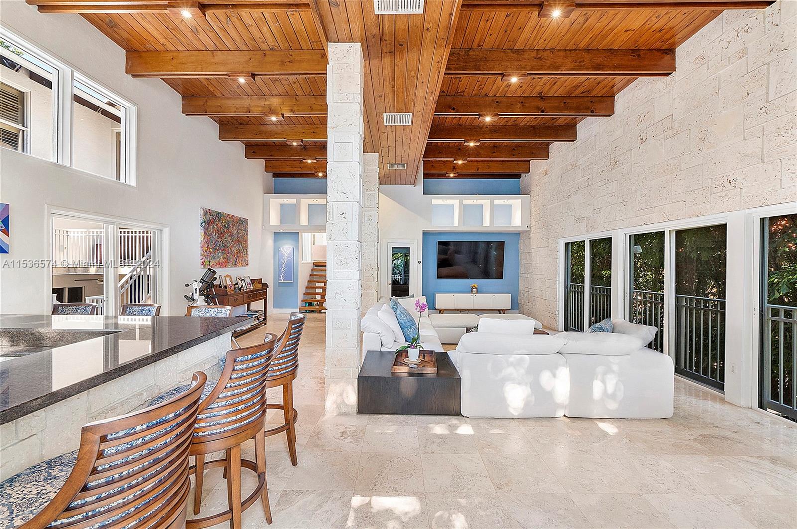 7125 Lago Dr, Coral Gables, FL, 33143 United States, 5 Bedrooms Bedrooms, ,6 BathroomsBathrooms,Residential,For Sale,Lago Dr,A11536574