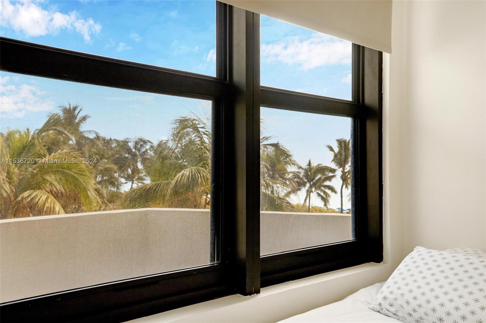 4301 Collins Ave 410, Miami Beach, Florida 33140, 2 Bedrooms Bedrooms, ,2 BathroomsBathrooms,Residentiallease,For Rent,4301 Collins Ave 410,A11536720