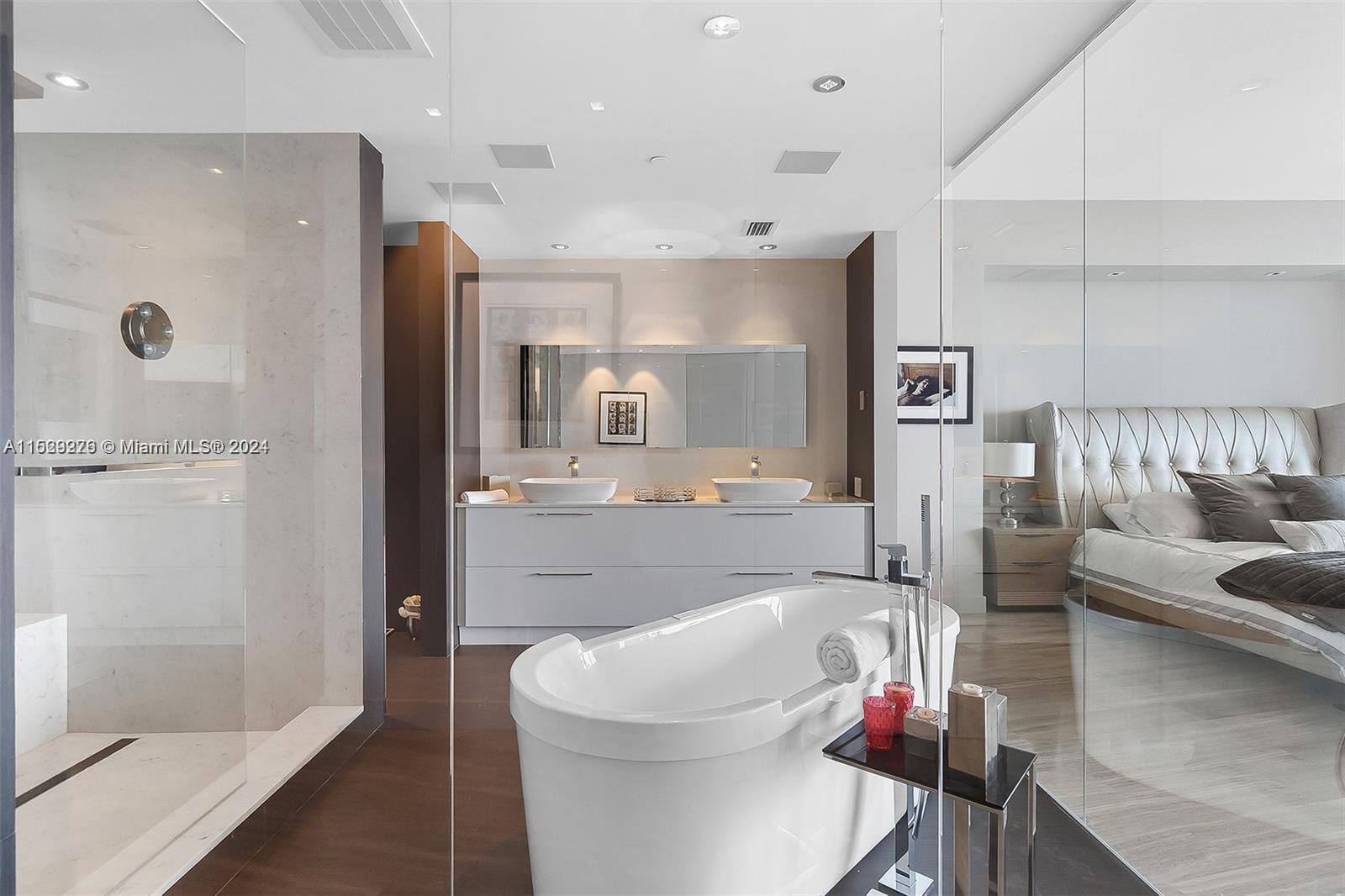 2020 N Bayshore Dr PH#3708, Miami, Florida 33137, 3 Bedrooms Bedrooms, ,4 BathroomsBathrooms,Residential,For Sale,2020 N Bayshore Dr PH#3708,A11529276