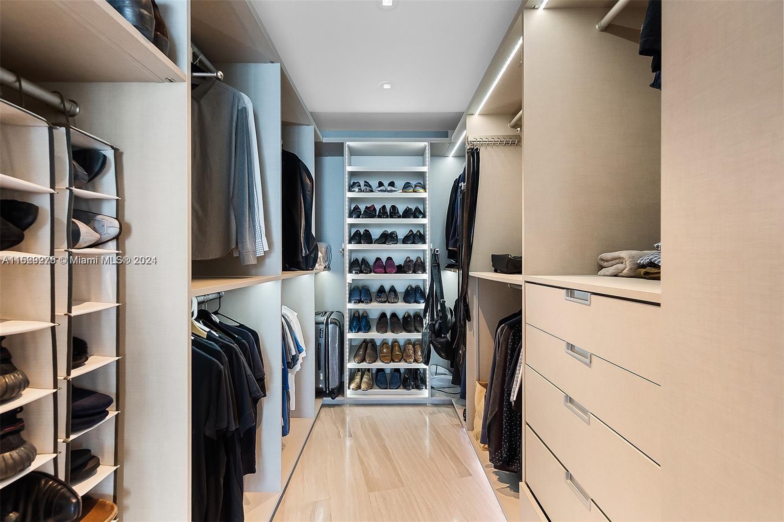 2020 Bayshore Dr, Miami, FL, 33137 United States, 3 Bedrooms Bedrooms, ,4 BathroomsBathrooms,Residential,For Sale,Bayshore Dr,A11529276