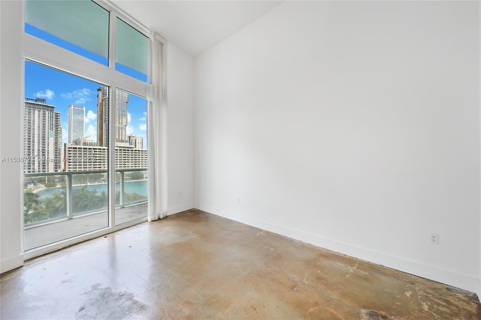 1900 N Bayshore Dr 909, Miami, Florida 33132, 2 Bedrooms Bedrooms, ,2 BathroomsBathrooms,Residential,For Sale,1900 N Bayshore Dr 909,A11536774