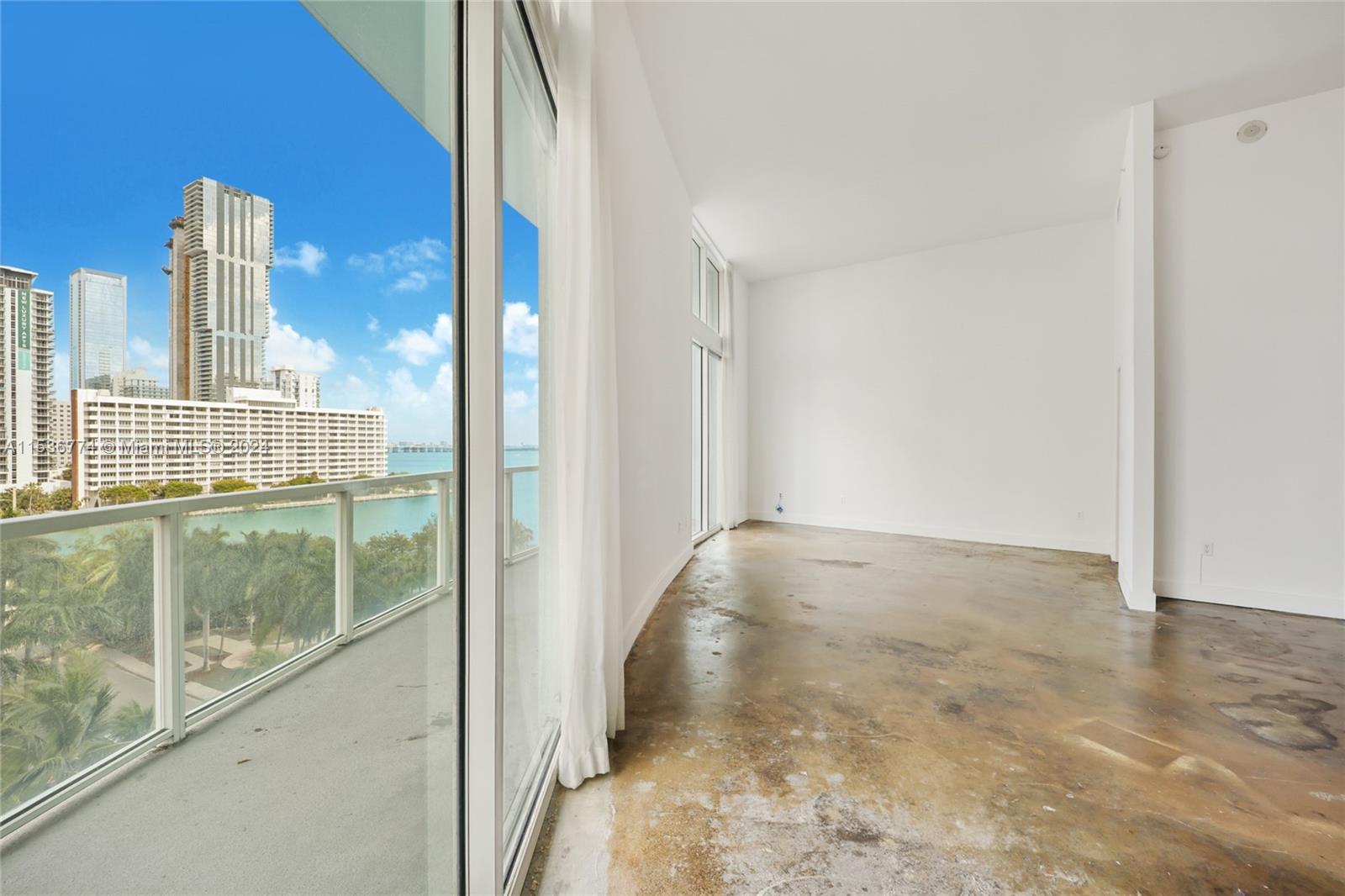1900 N Bayshore Dr 909, Miami, Florida 33132, 2 Bedrooms Bedrooms, ,2 BathroomsBathrooms,Residential,For Sale,1900 N Bayshore Dr 909,A11536774
