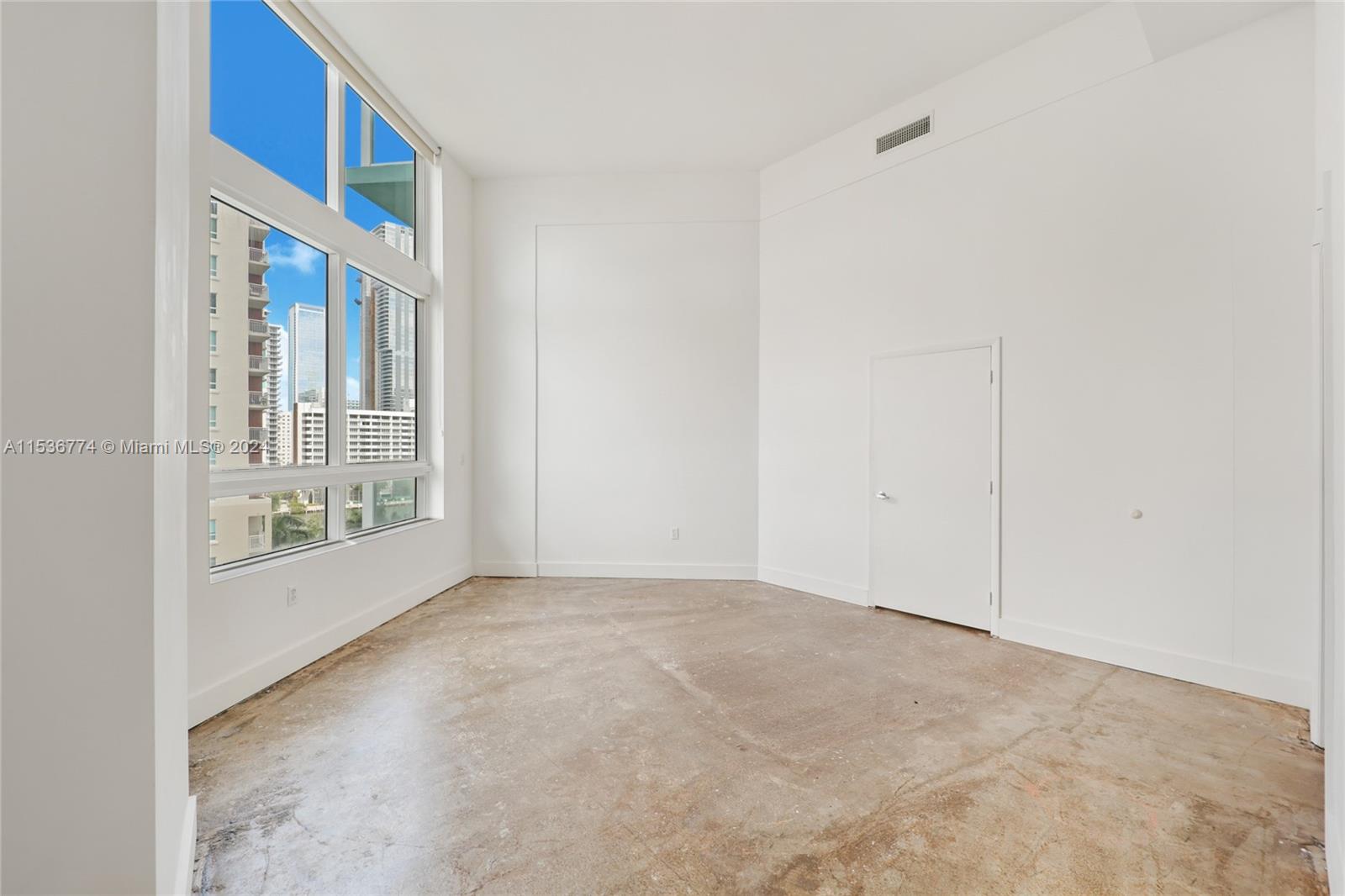1900 N Bayshore Dr 909, Miami, Florida 33132, 2 Bedrooms Bedrooms, ,2 BathroomsBathrooms,Residential,For Sale,1900 N Bayshore Dr 909,A11536774