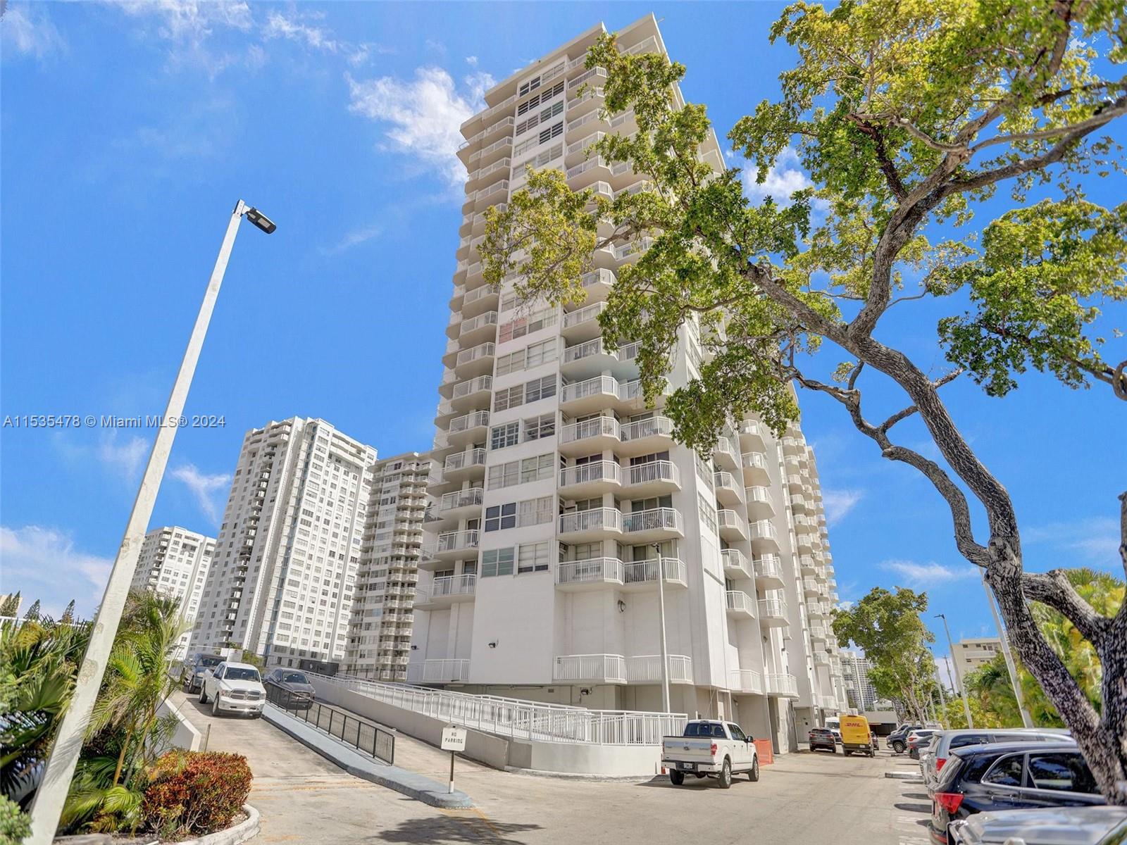 18011 Biscayne Blvd 1904, Aventura, Florida 33160, 2 Bedrooms Bedrooms, ,2 BathroomsBathrooms,Residential,For Sale,18011 Biscayne Blvd 1904,A11535478