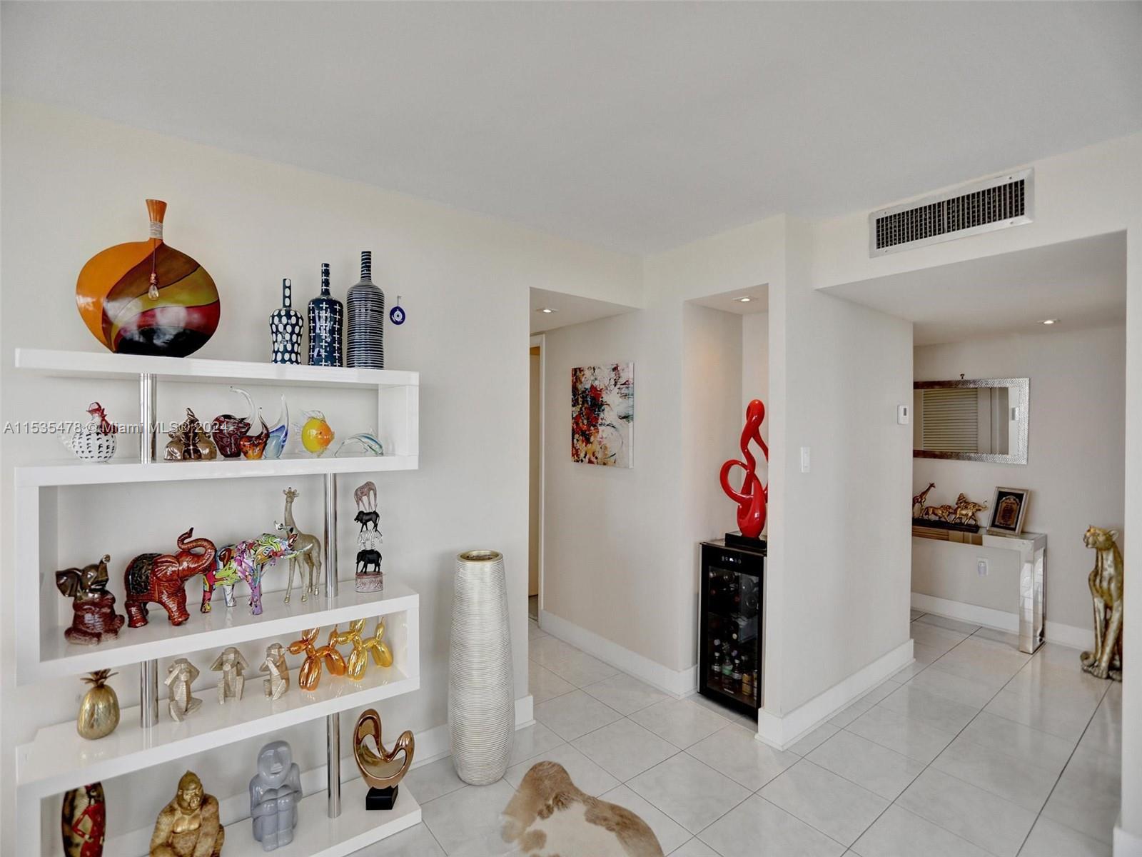 18011 Biscayne Blvd 1904, Aventura, Florida 33160, 2 Bedrooms Bedrooms, ,2 BathroomsBathrooms,Residential,For Sale,18011 Biscayne Blvd 1904,A11535478
