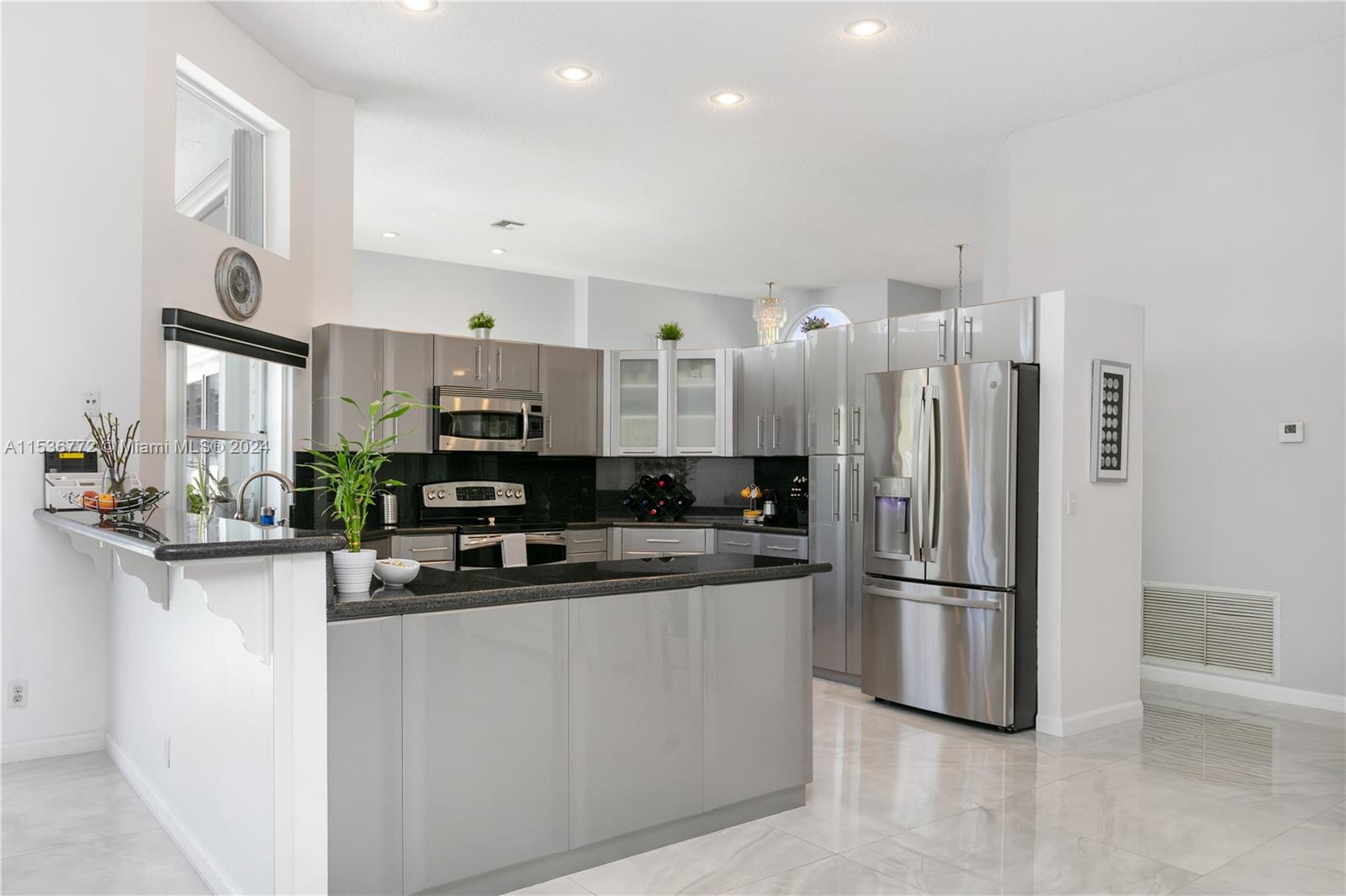 9912 NW 49th Pl, Coral Springs, Florida 33076, 4 Bedrooms Bedrooms, ,2 BathroomsBathrooms,Residential,For Sale,9912 NW 49th Pl,A11536772