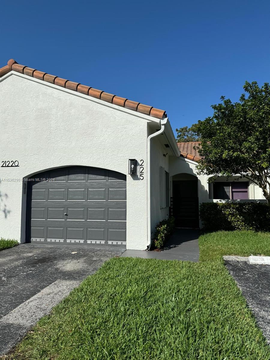 21220 Harbor Way, Aventura, FL, 33180 United States, 3 Bedrooms Bedrooms, ,2 BathroomsBathrooms,Residential,For Sale,Harbor Way,A11536290