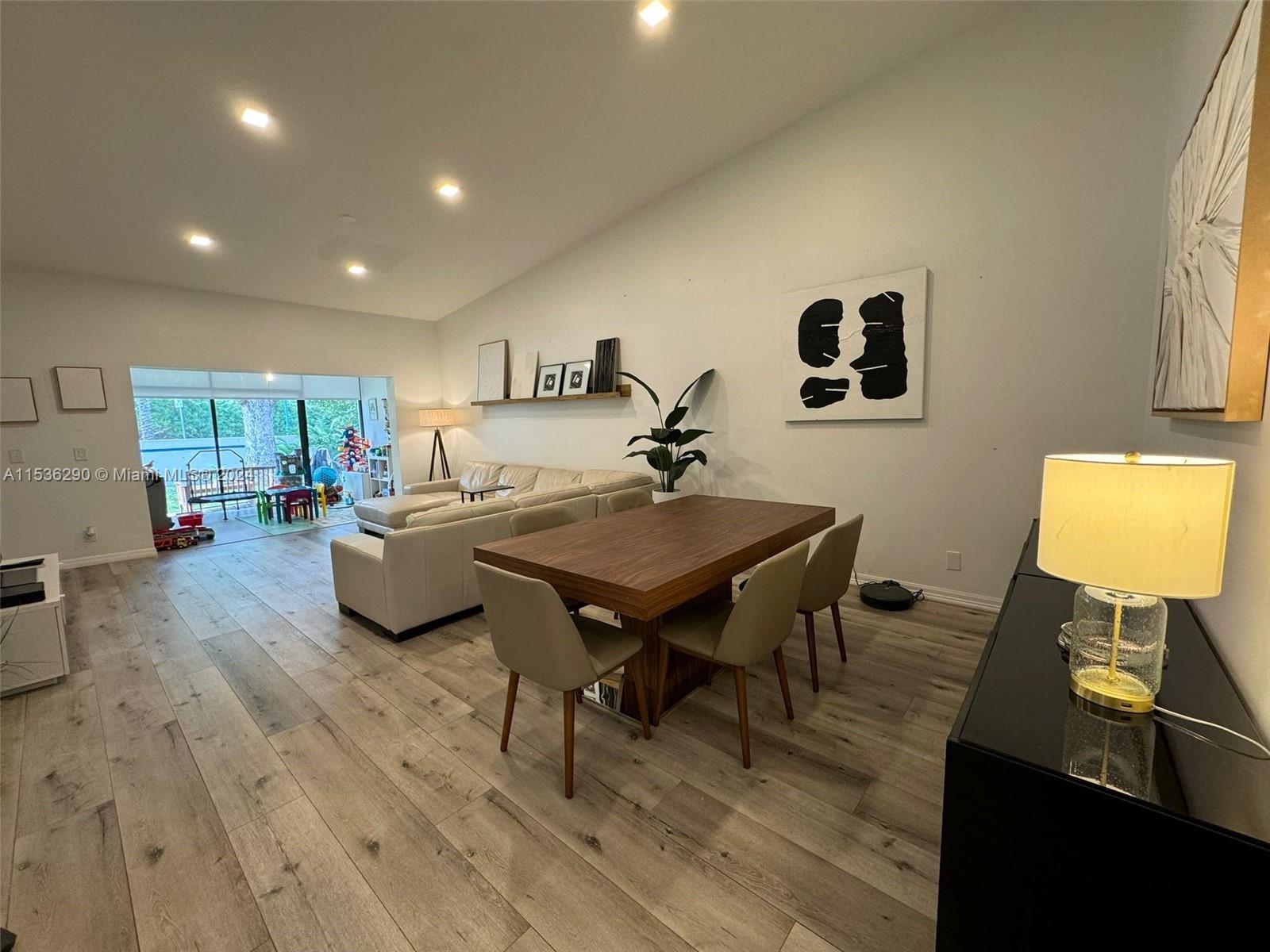 21220 Harbor Way, Aventura, FL, 33180 United States, 3 Bedrooms Bedrooms, ,2 BathroomsBathrooms,Residential,For Sale,Harbor Way,A11536290